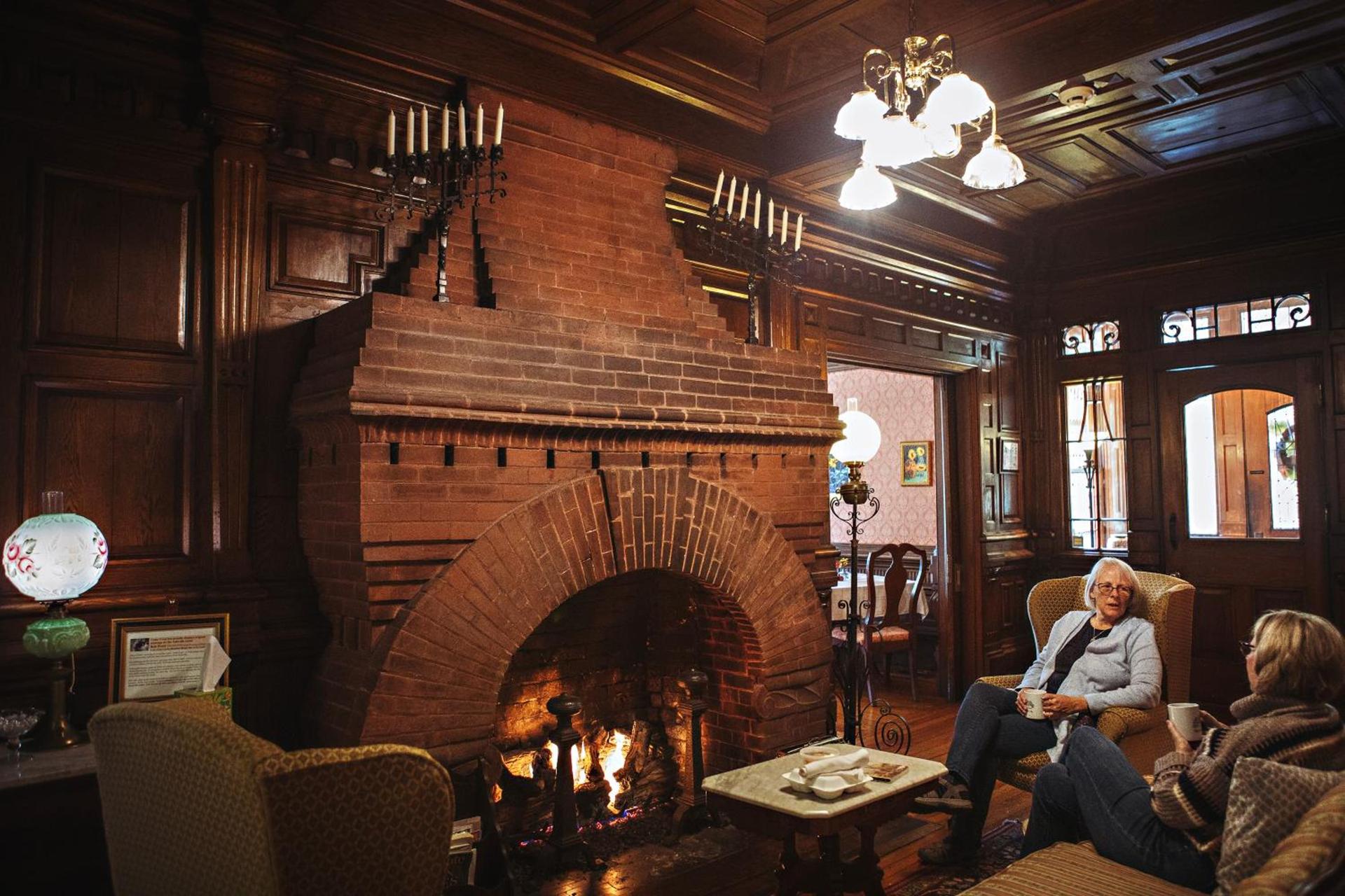 Cedar Crest Inn photo 72