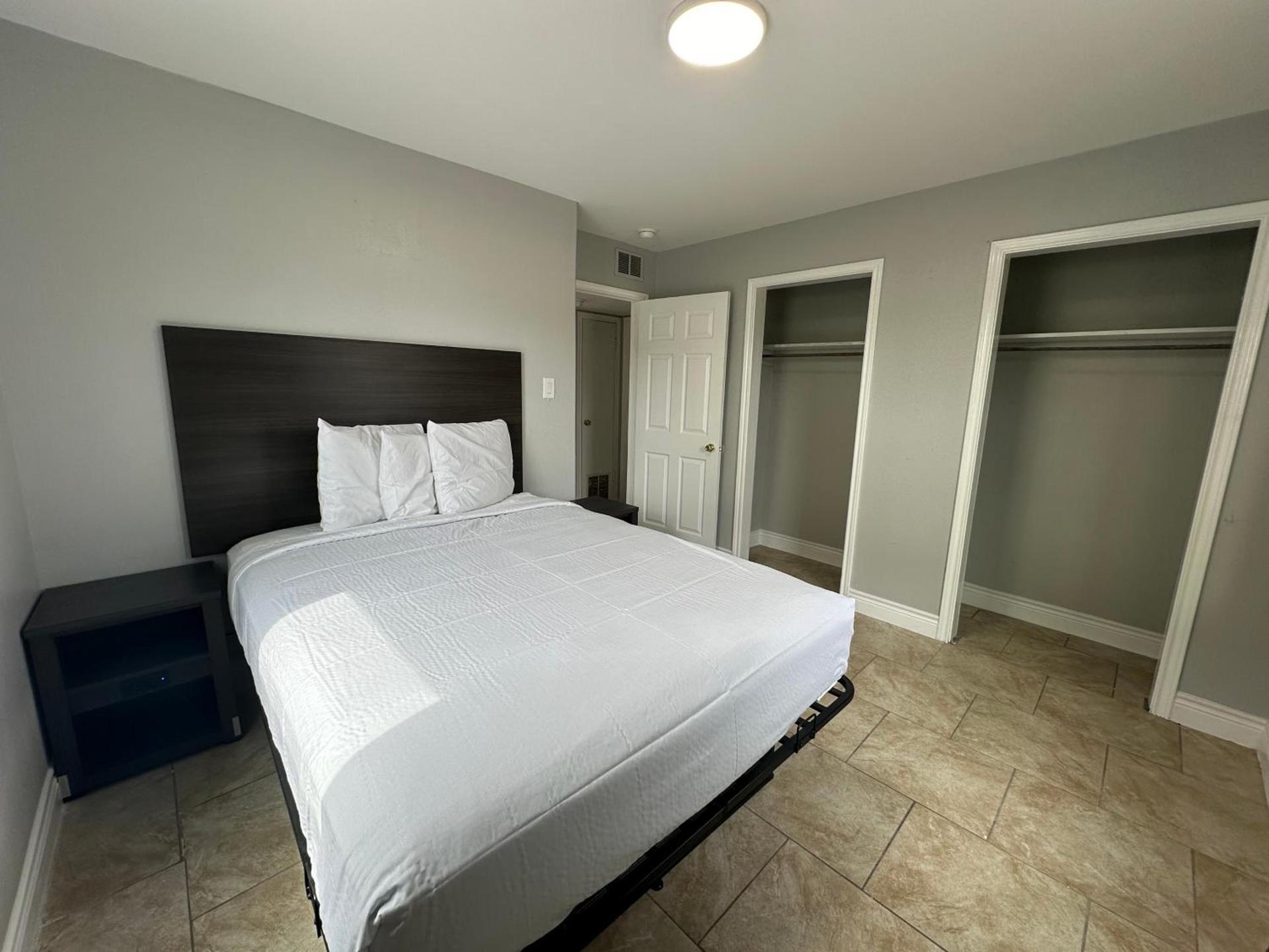 Village Inn Motel Rockport near Aransas Bay photo 8