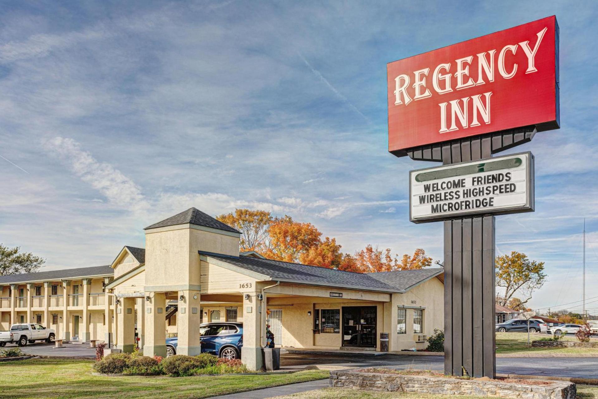 Regency Inn photo 1