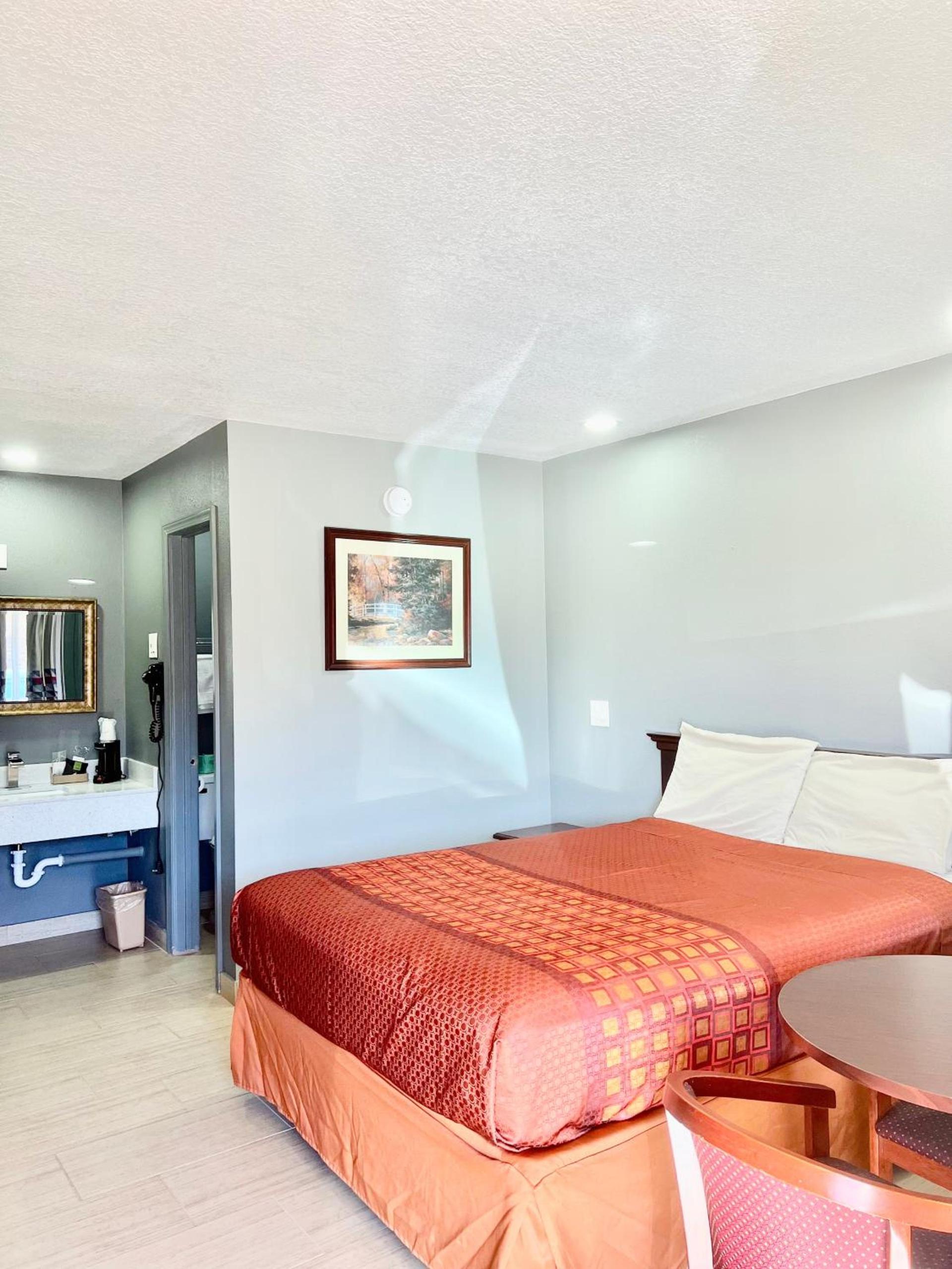 Palace Motel DEQUEEN photo 11