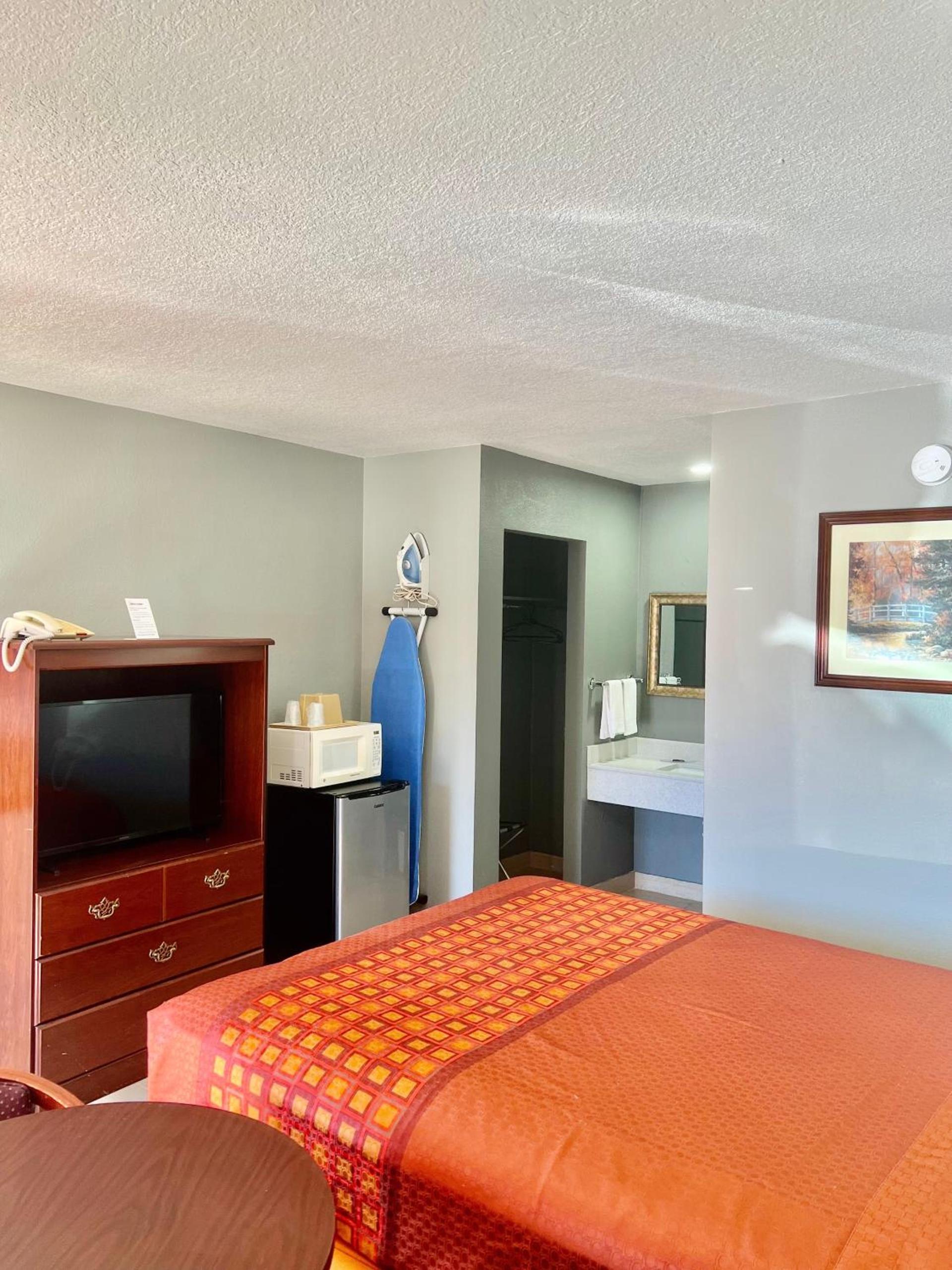 Palace Motel DEQUEEN photo 12