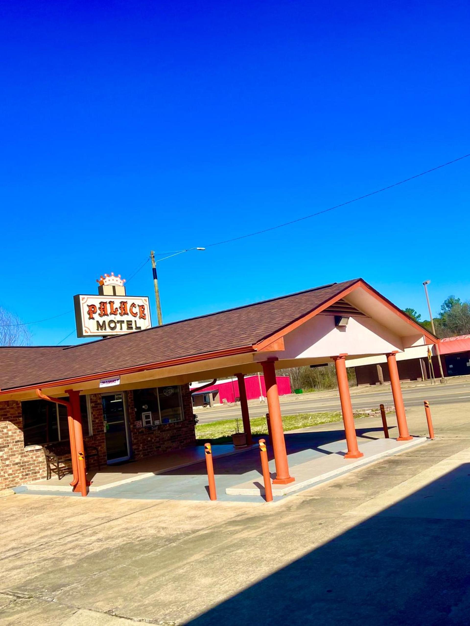 Palace Motel DEQUEEN photo 18