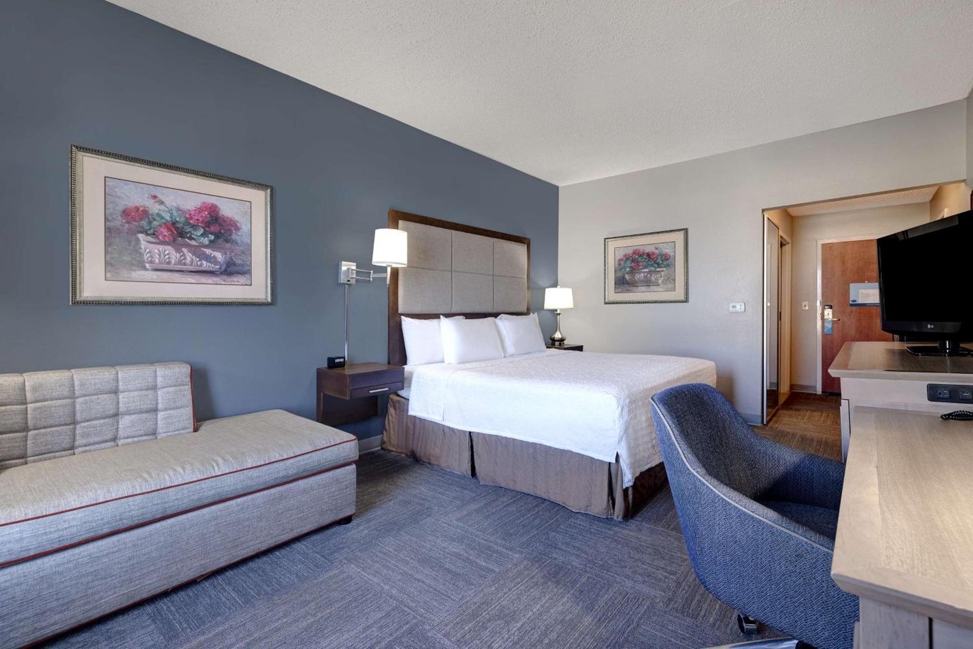 Hampton Inn Victoria photo 34