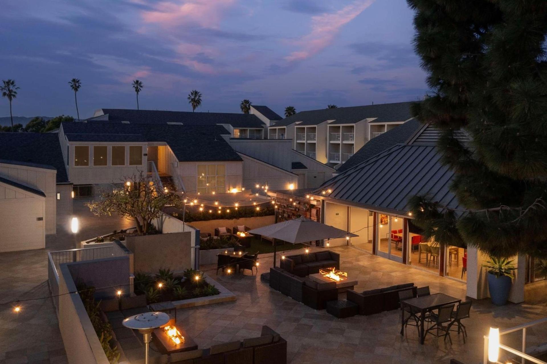 Hilton Garden Inn Los Angeles Marina Del Rey photo 2