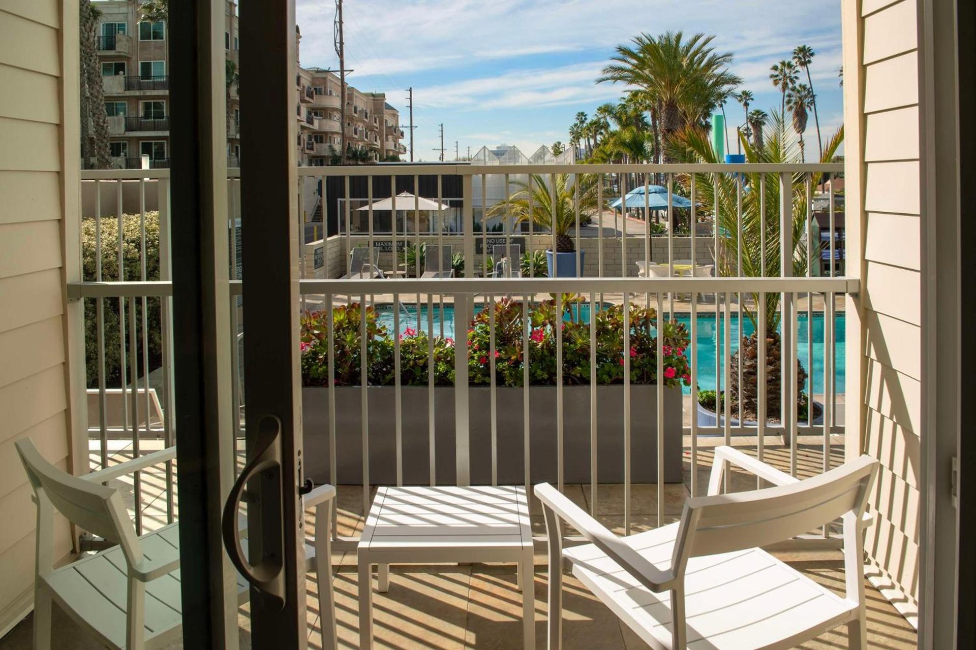 Hilton Garden Inn Los Angeles Marina Del Rey photo 21