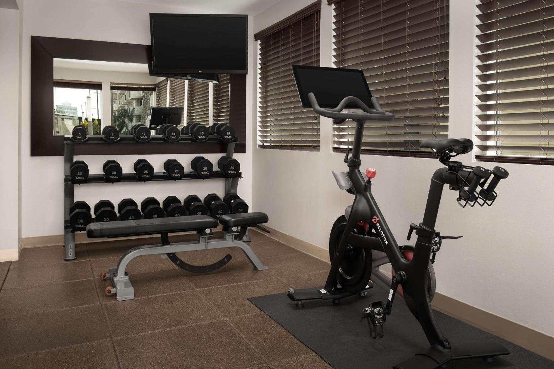 Hilton Garden Inn Los Angeles Marina Del Rey photo 25
