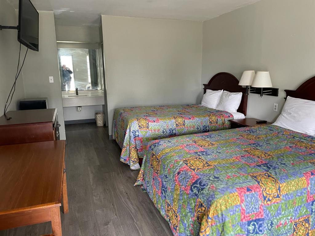 Nola Inn photo 4