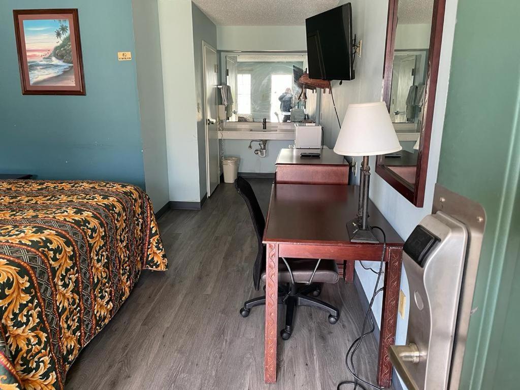 Nola Inn photo 5