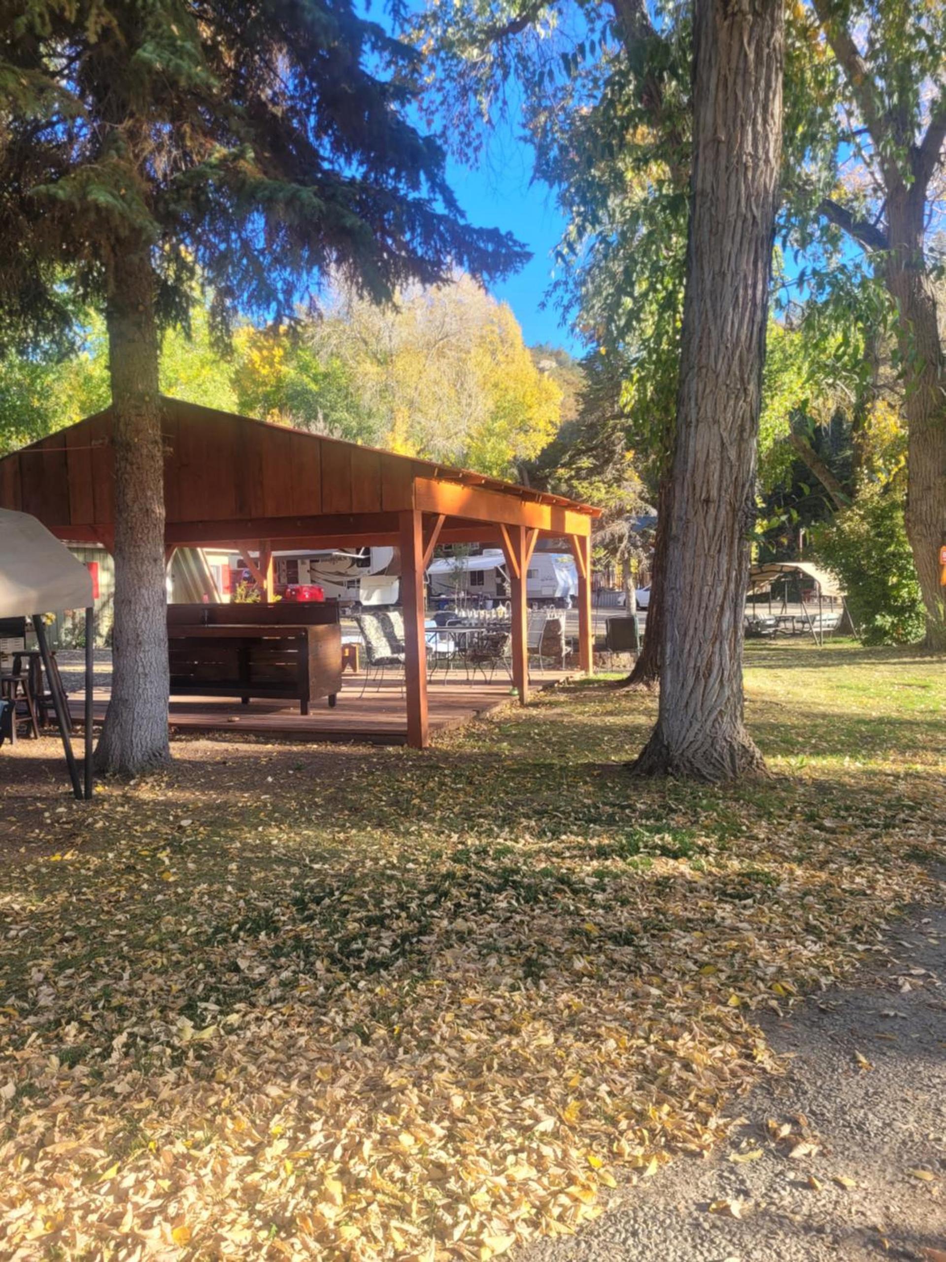 Outpost Motel on the River photo 16