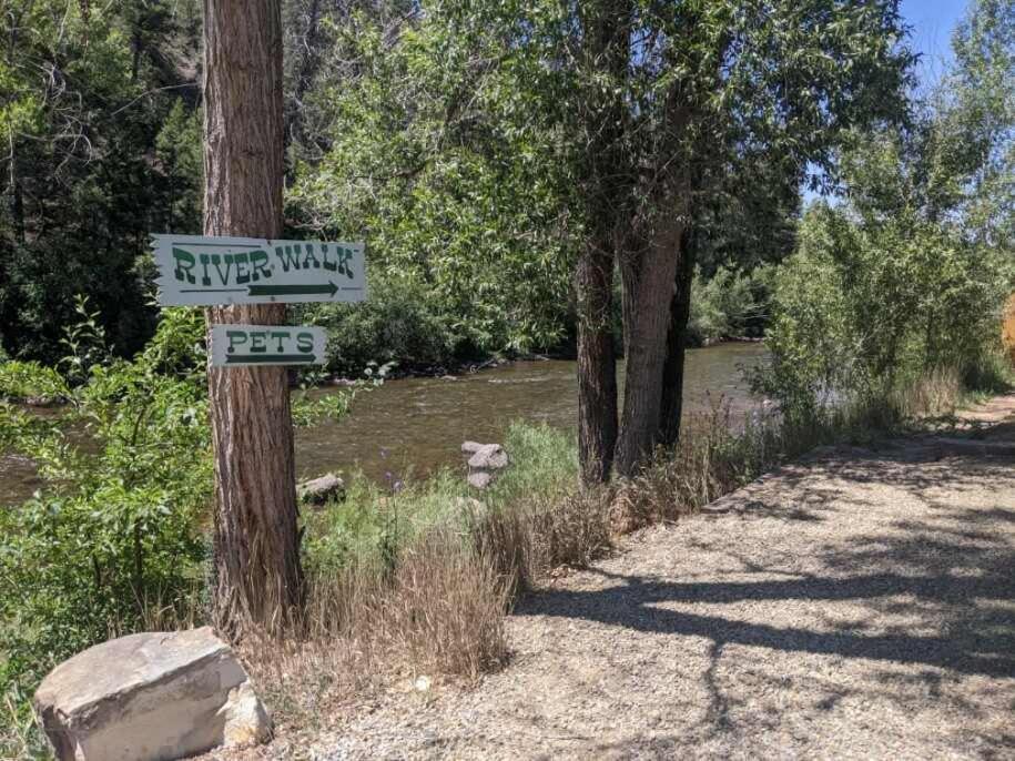 Outpost Motel on the River photo 24