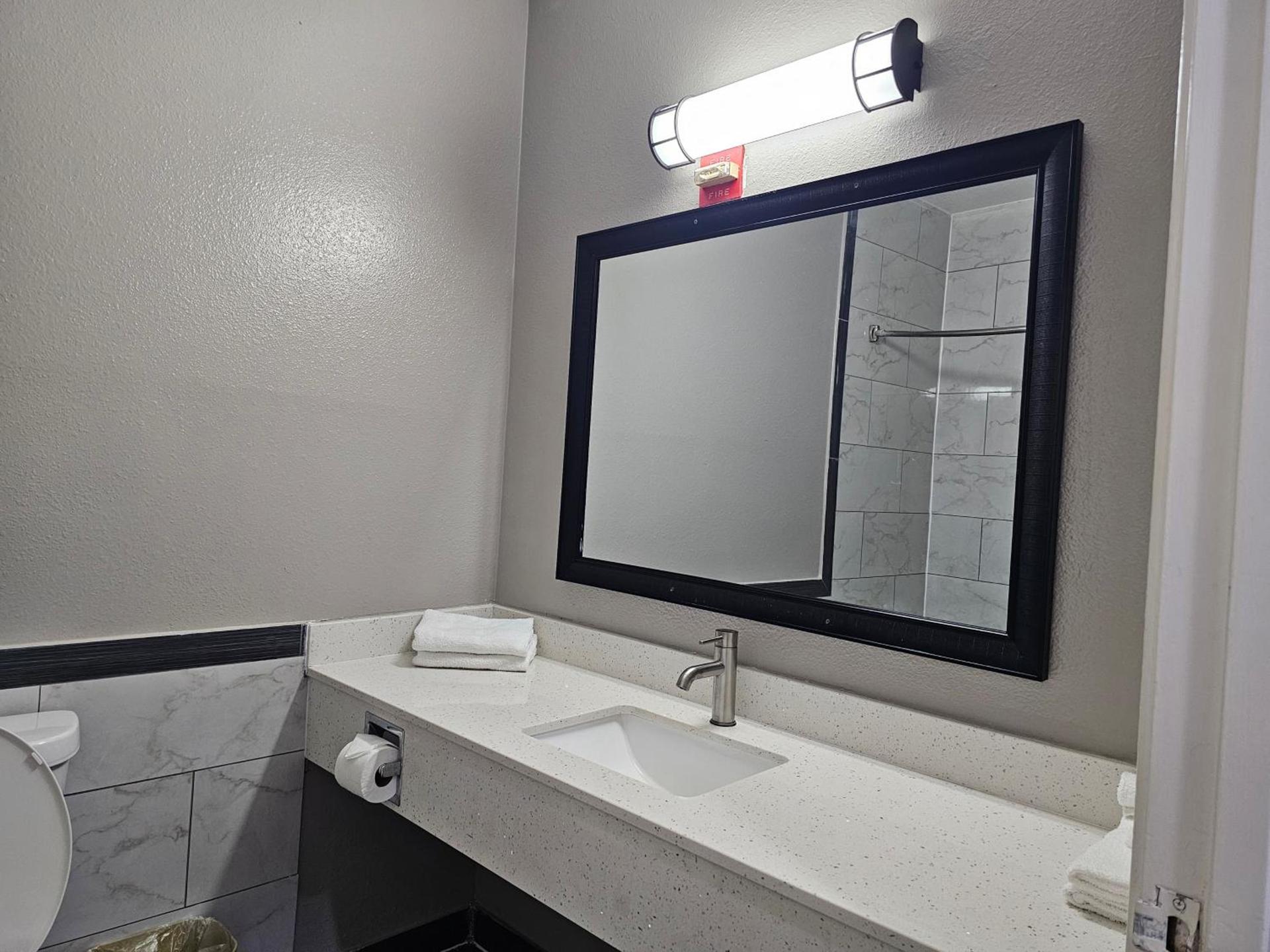 Motel 6 Houston, TX - Hwy 249 and Fallbrook photo 16