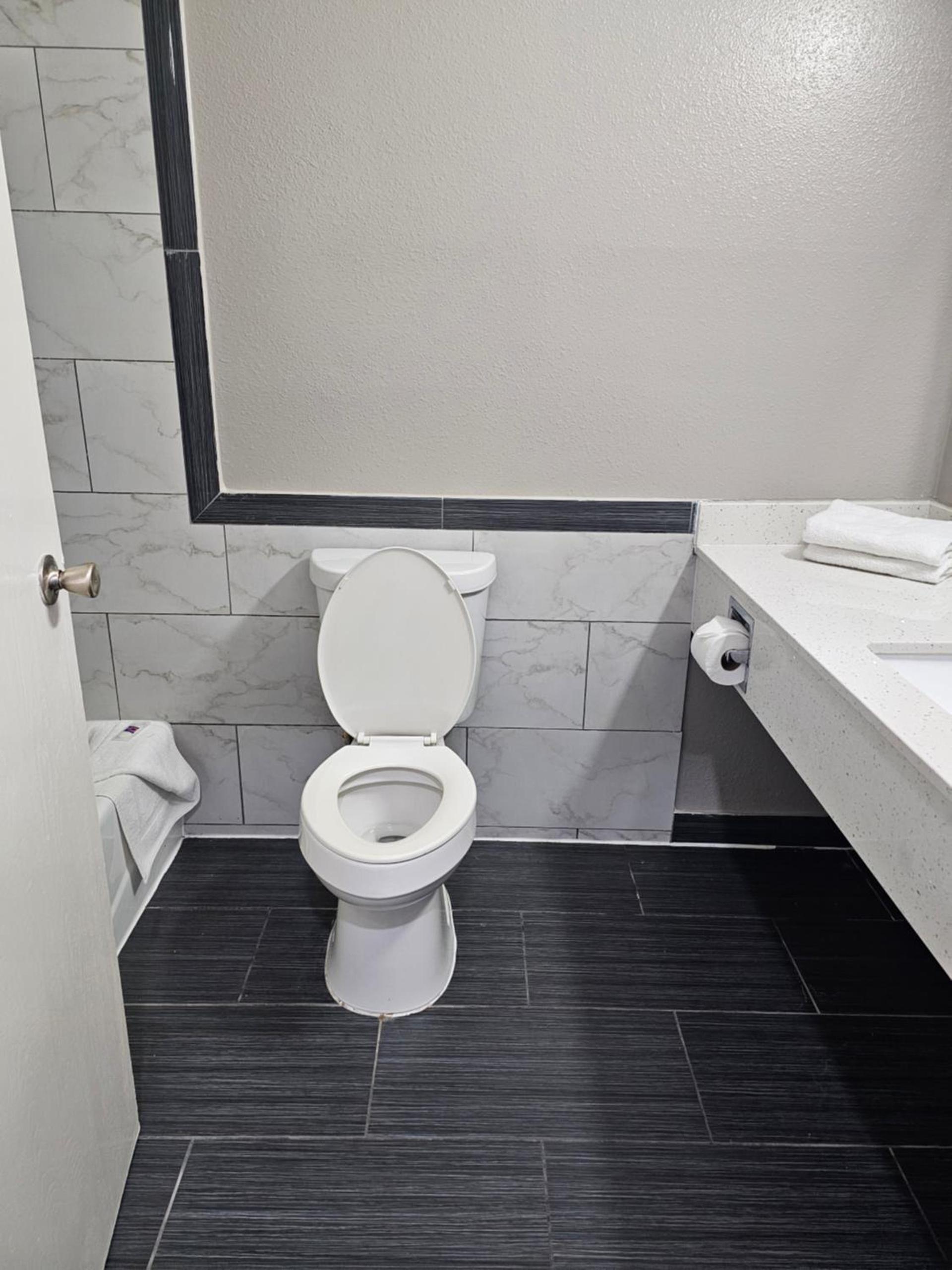 Motel 6 Houston, TX - Hwy 249 and Fallbrook photo 19