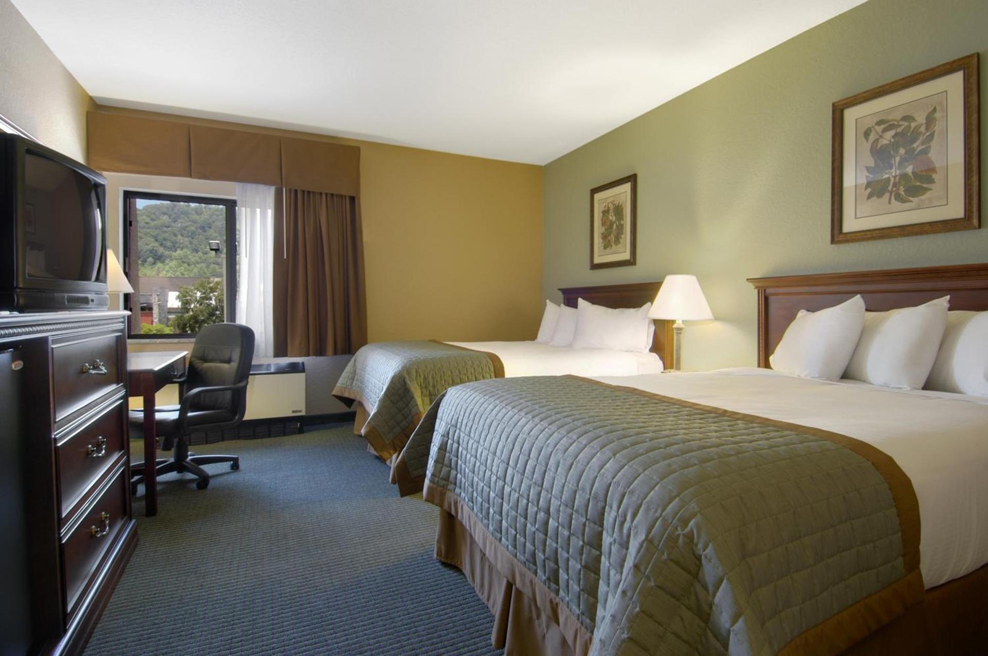 Bay Mountain Inn Cherokee Smoky Mountains photo 9