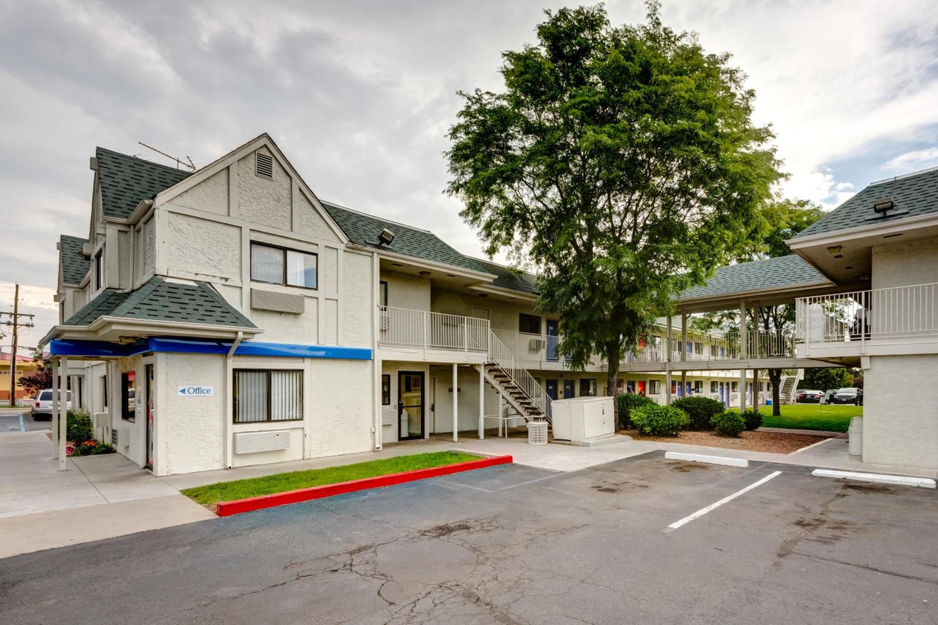 Motel 6-Wheat Ridge, CO - West - Denver North photo 11