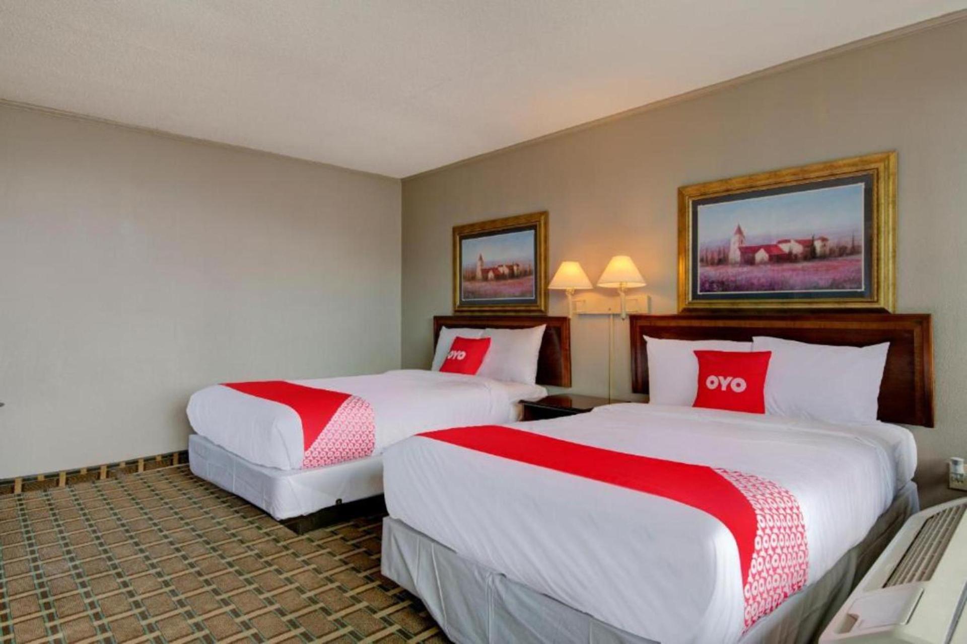 OYO Hotel Douglas GA US-441 photo 32