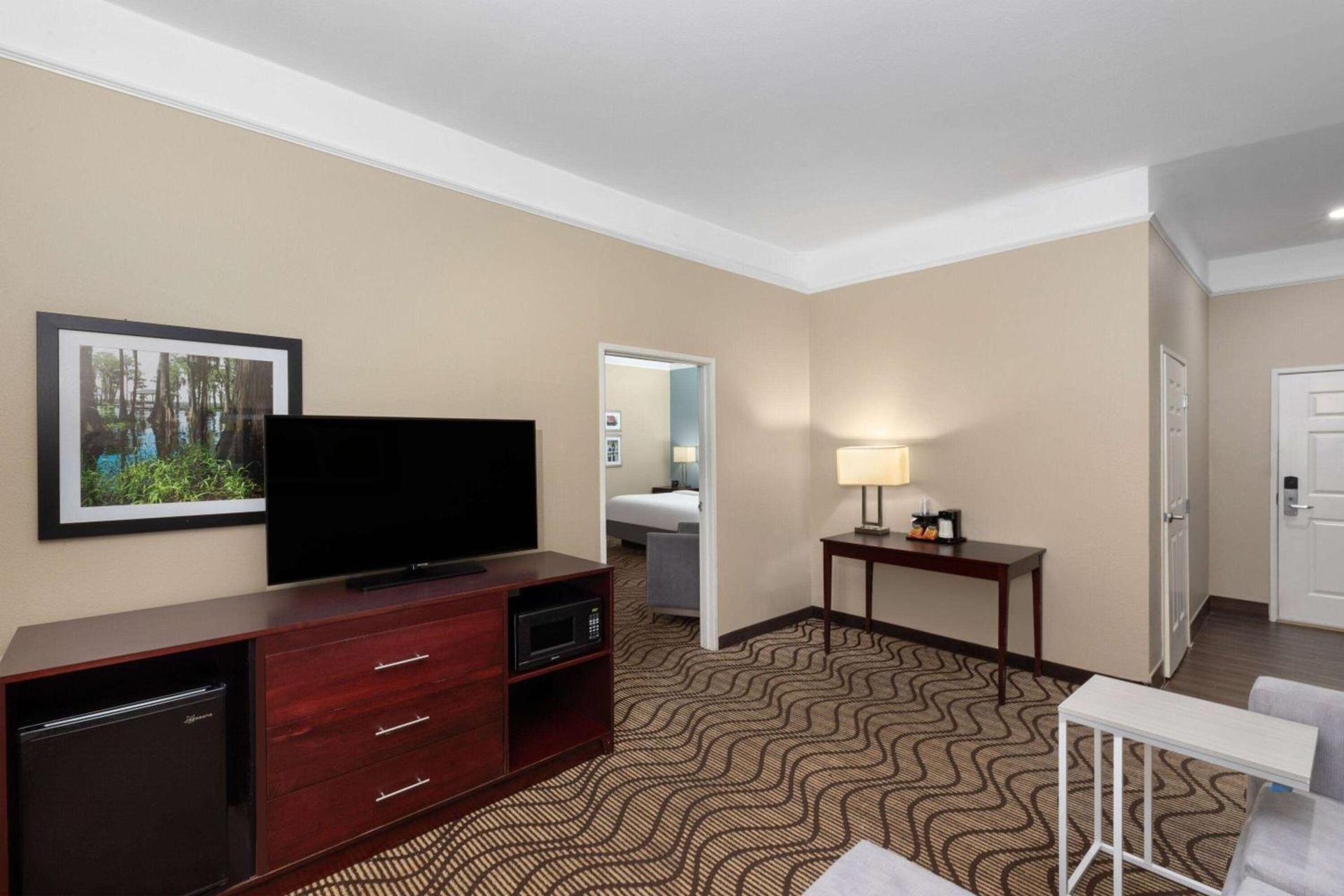 La Quinta by Wyndham Houma photo 51
