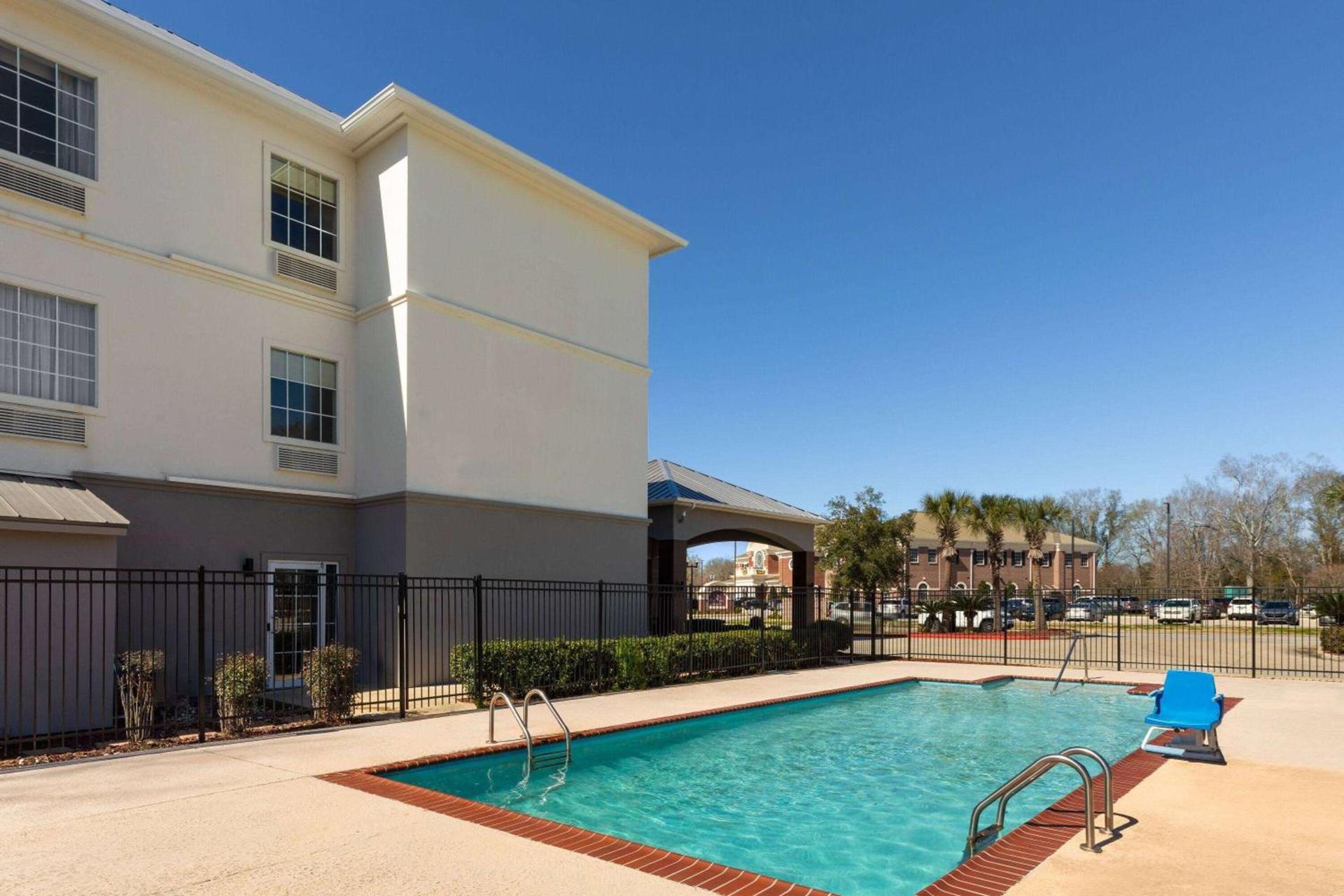 La Quinta by Wyndham Houma photo 16