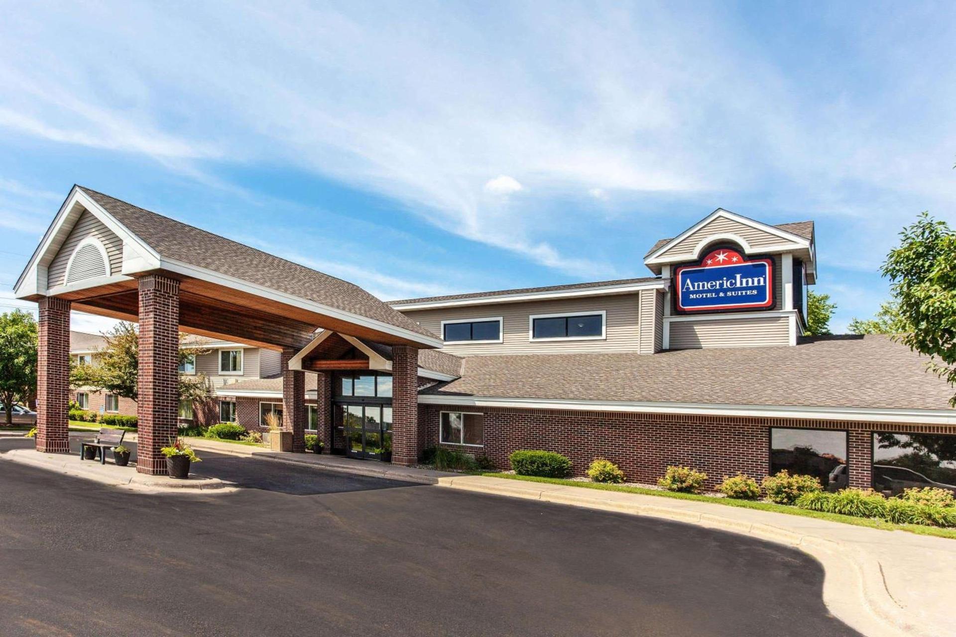 AmericInn by Wyndham Stillwater photo 2