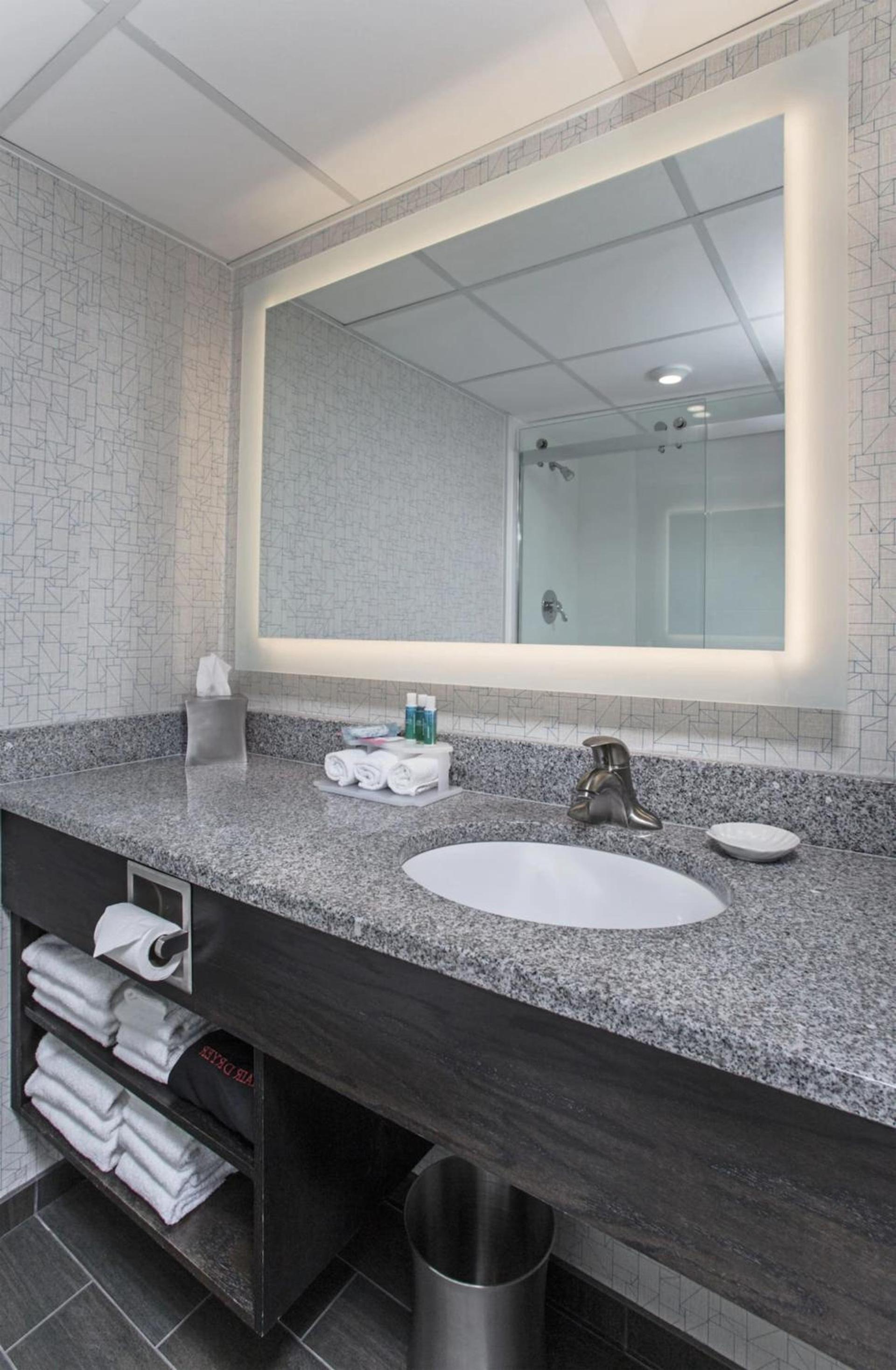 Holiday Inn Express Nags Head Oceanfront by IHG photo 10