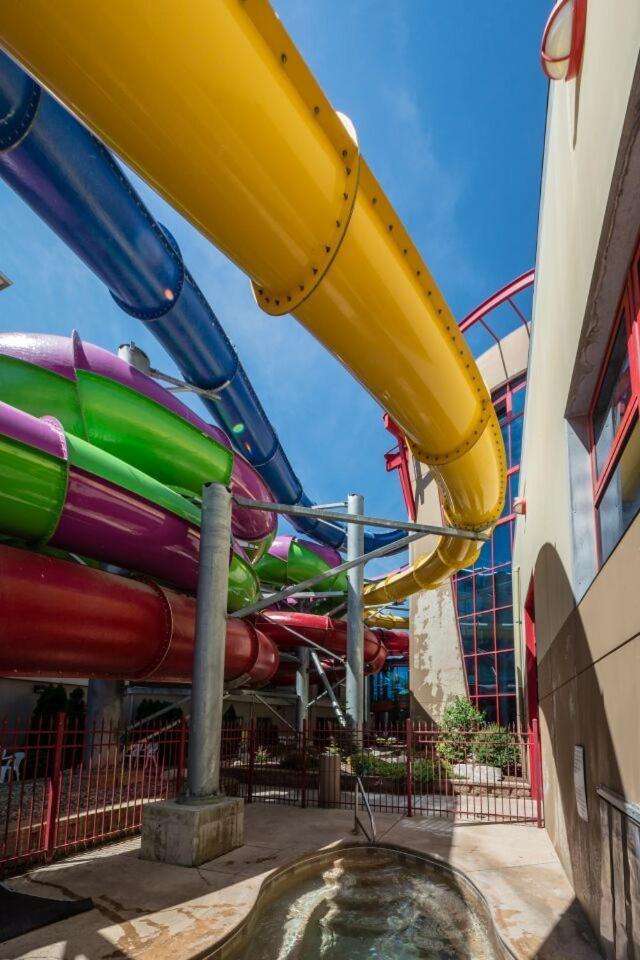 Triple Play Resort Hotel & Suites photo 30