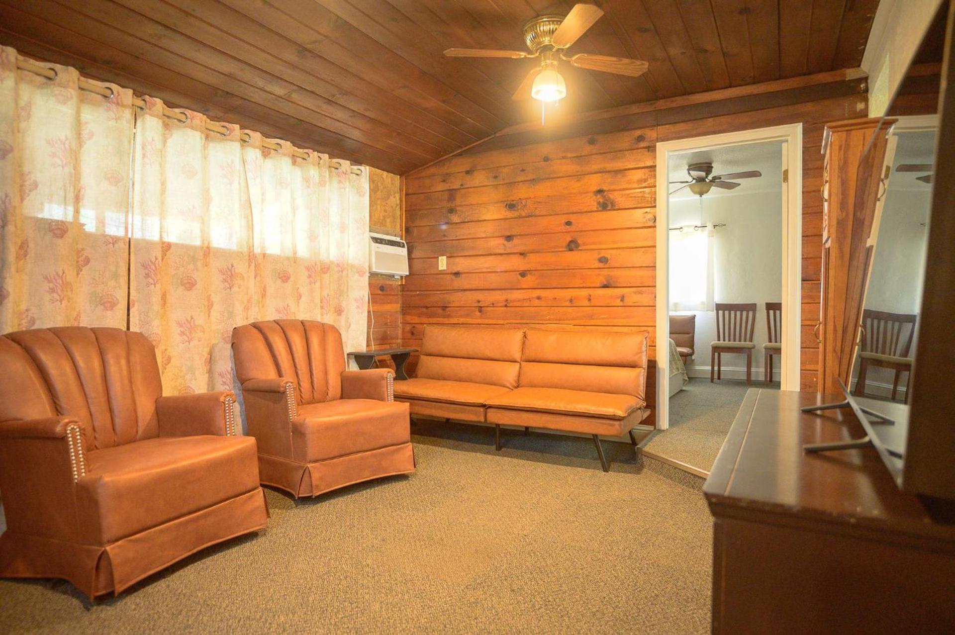 Genas's Sierra Inn & Restaurant photo 61
