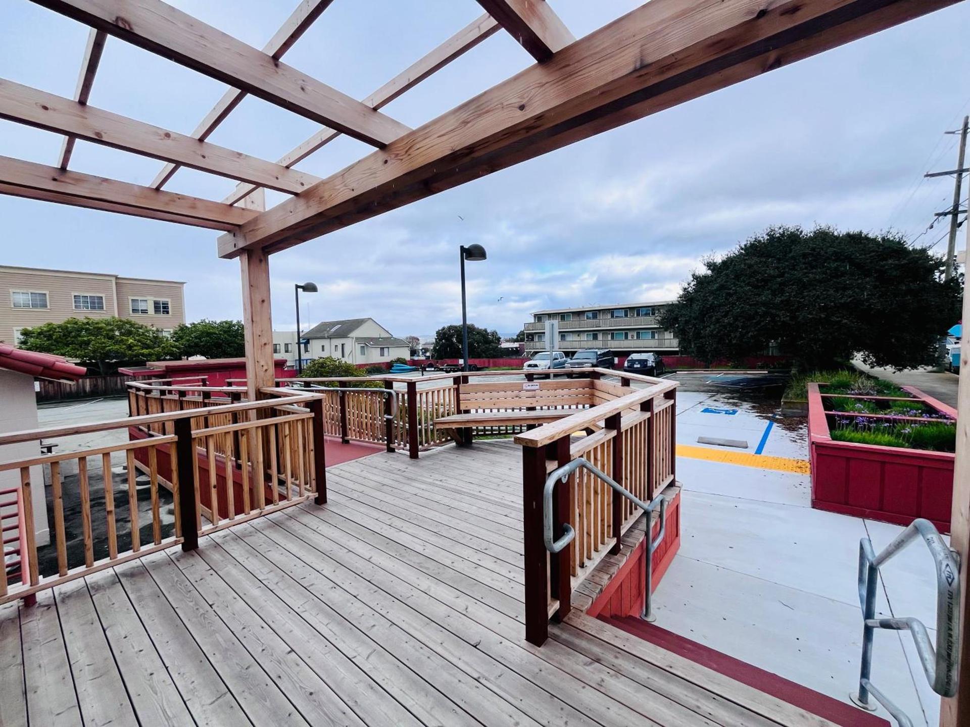 Monterey Hostel photo 8