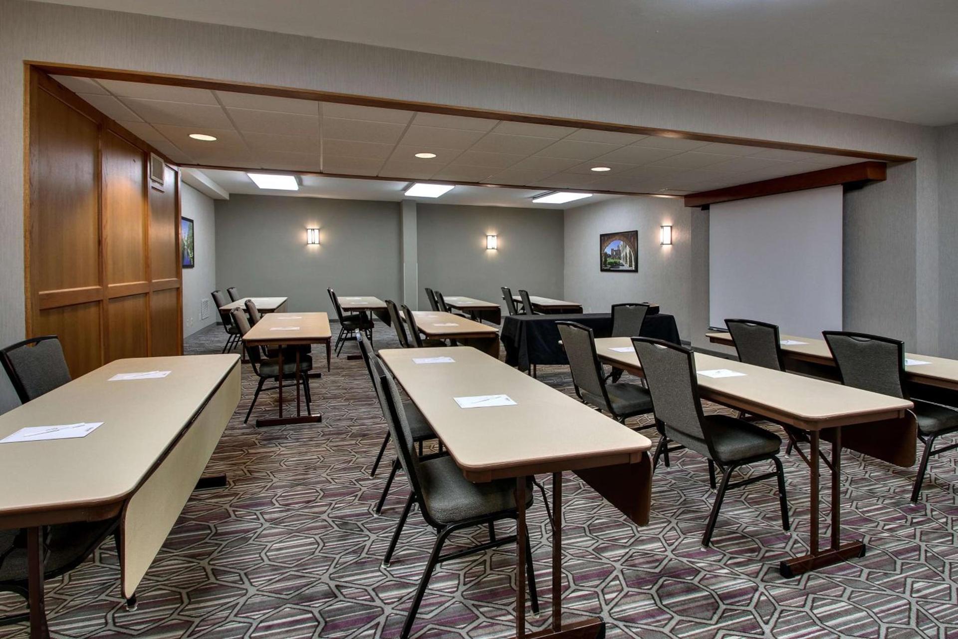Drury Plaza Hotel San Antonio Airport photo 41