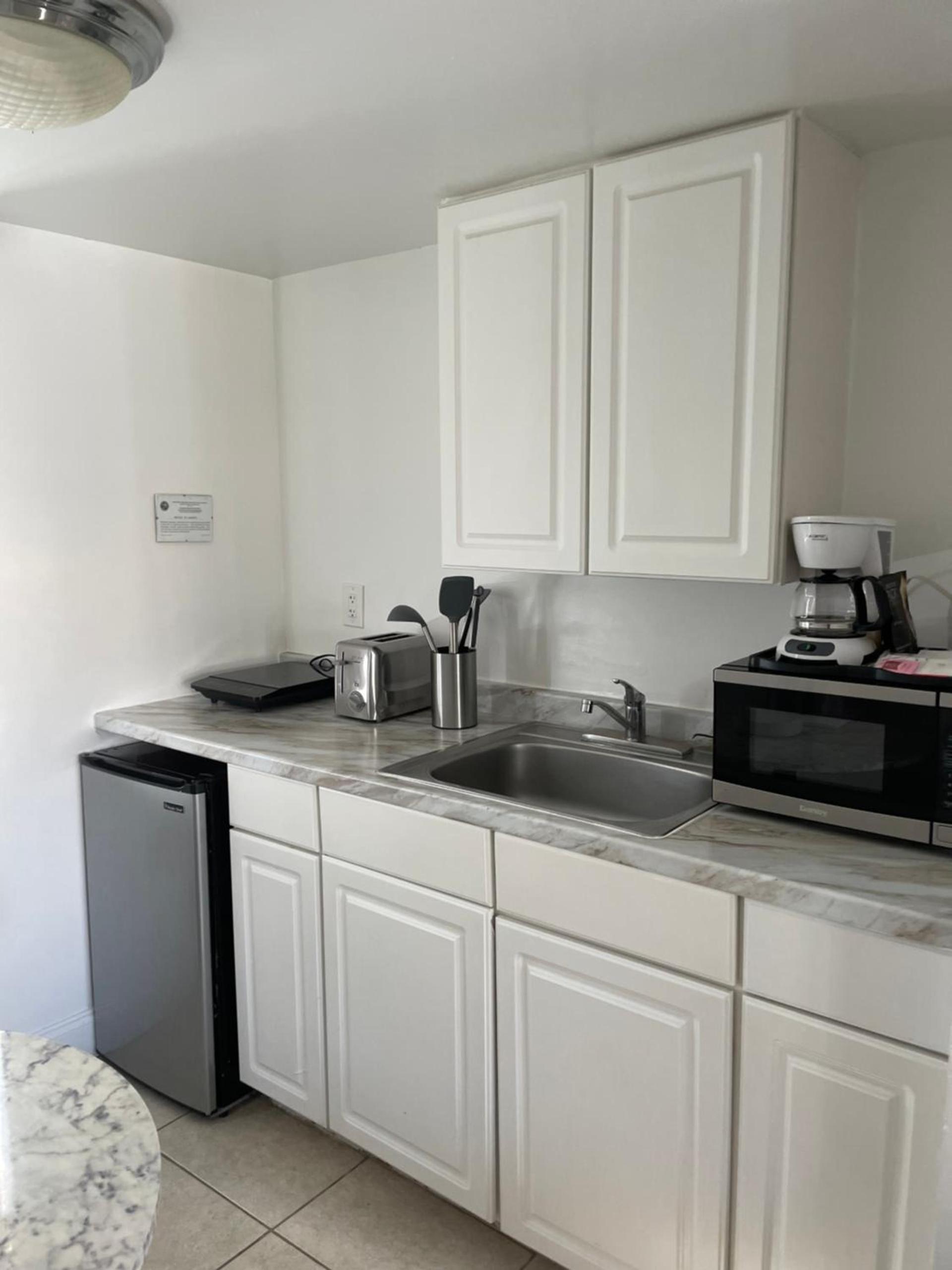 Beach Place Hotel photo 99