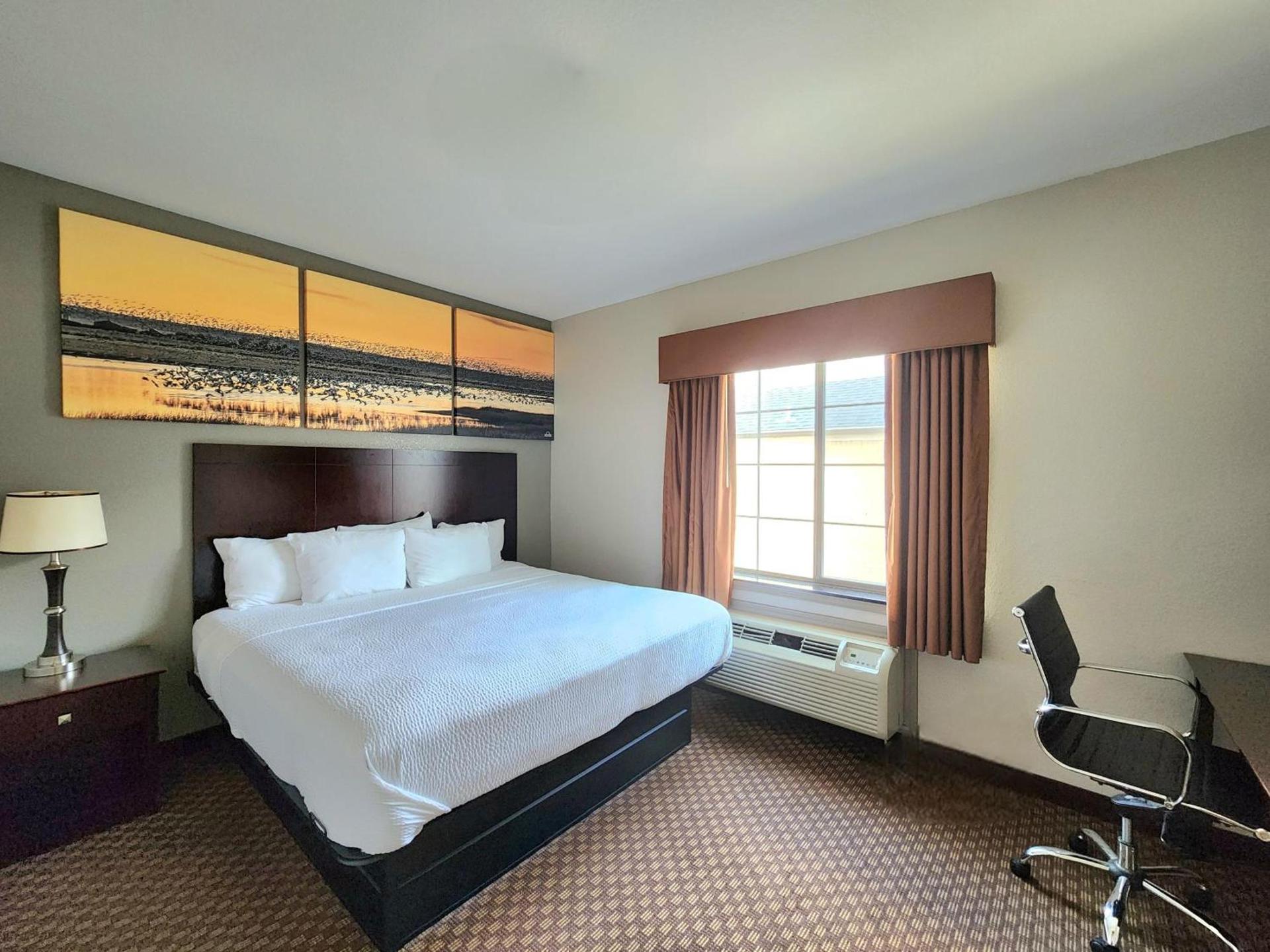 Days Inn by Wyndham Kemah photo 39