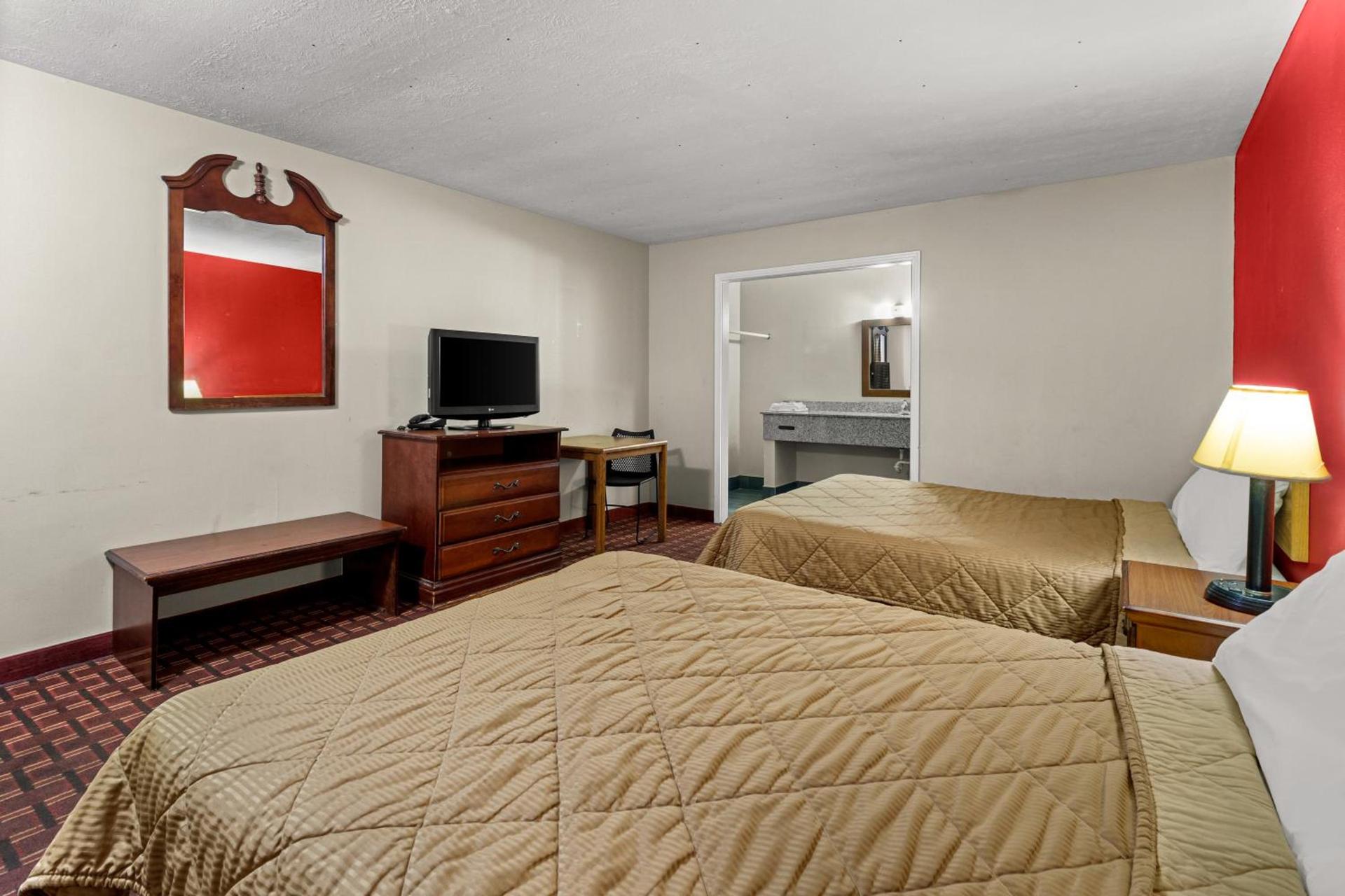 Rodeway Inn Dickson photo 46