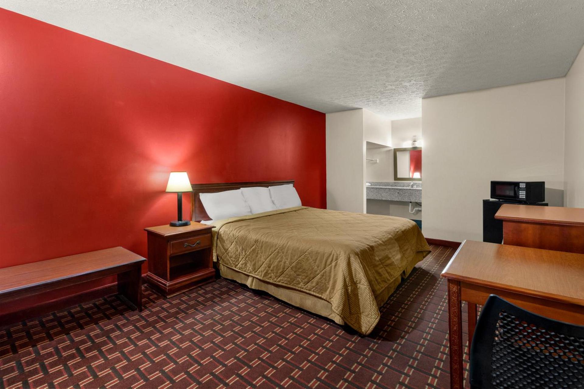 Rodeway Inn Dickson photo 6