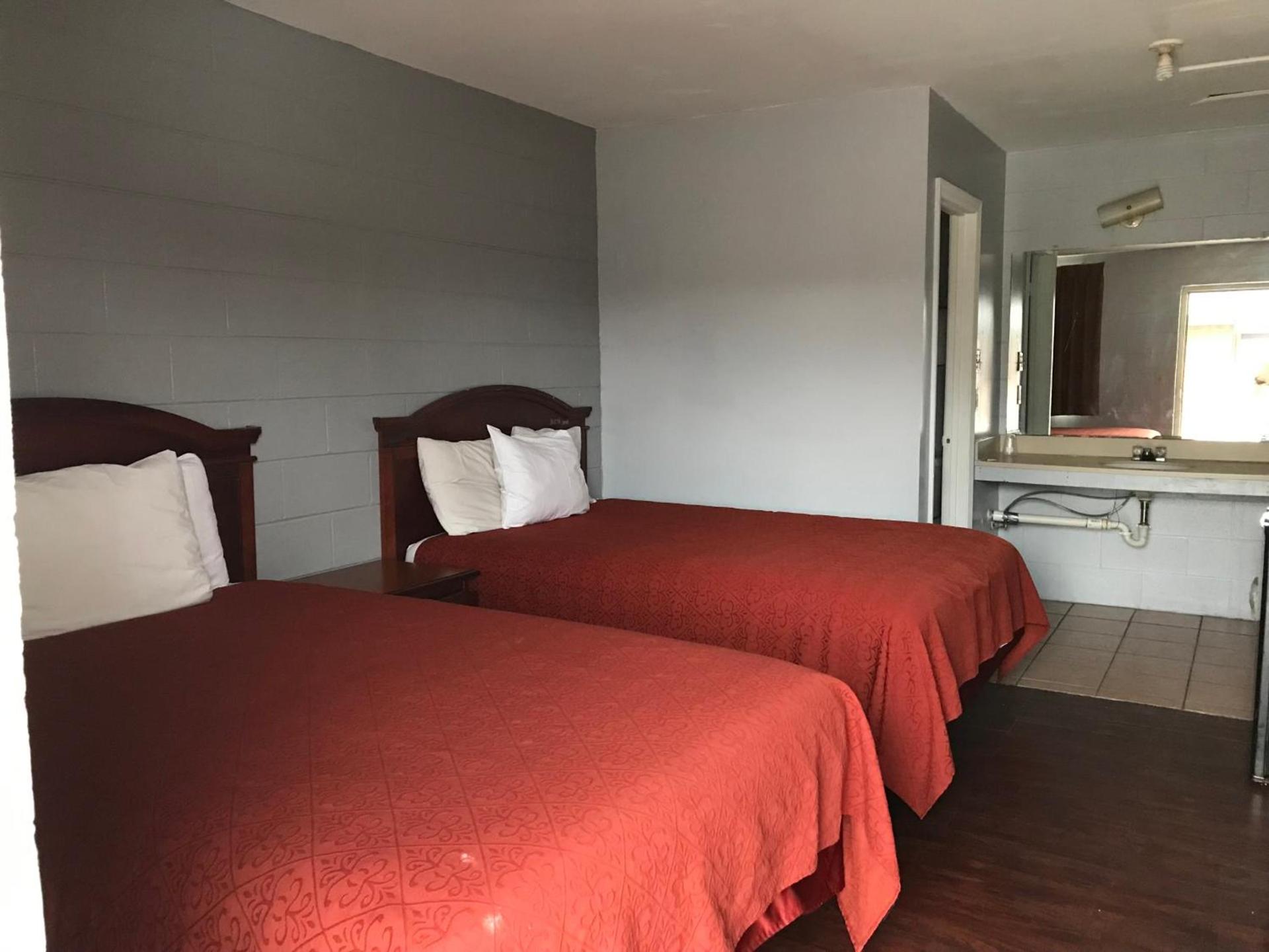 Sky Inn Hotel photo 13