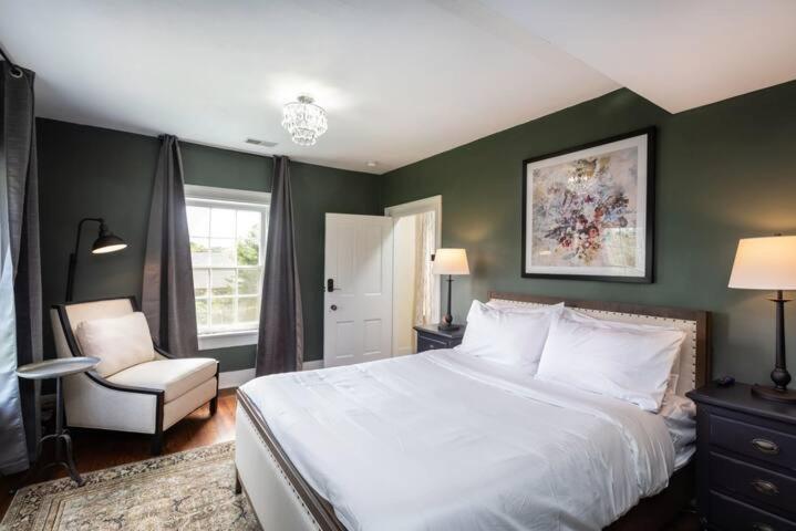 The Legacy Inn photo 8