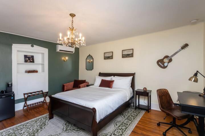 The Legacy Inn photo 9