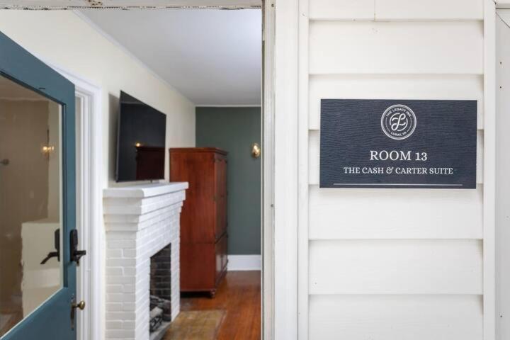 The Legacy Inn photo 95