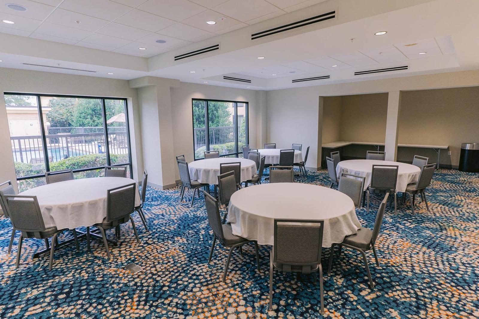 Hampton Inn Knoxville-West At Cedar Bluff photo 28