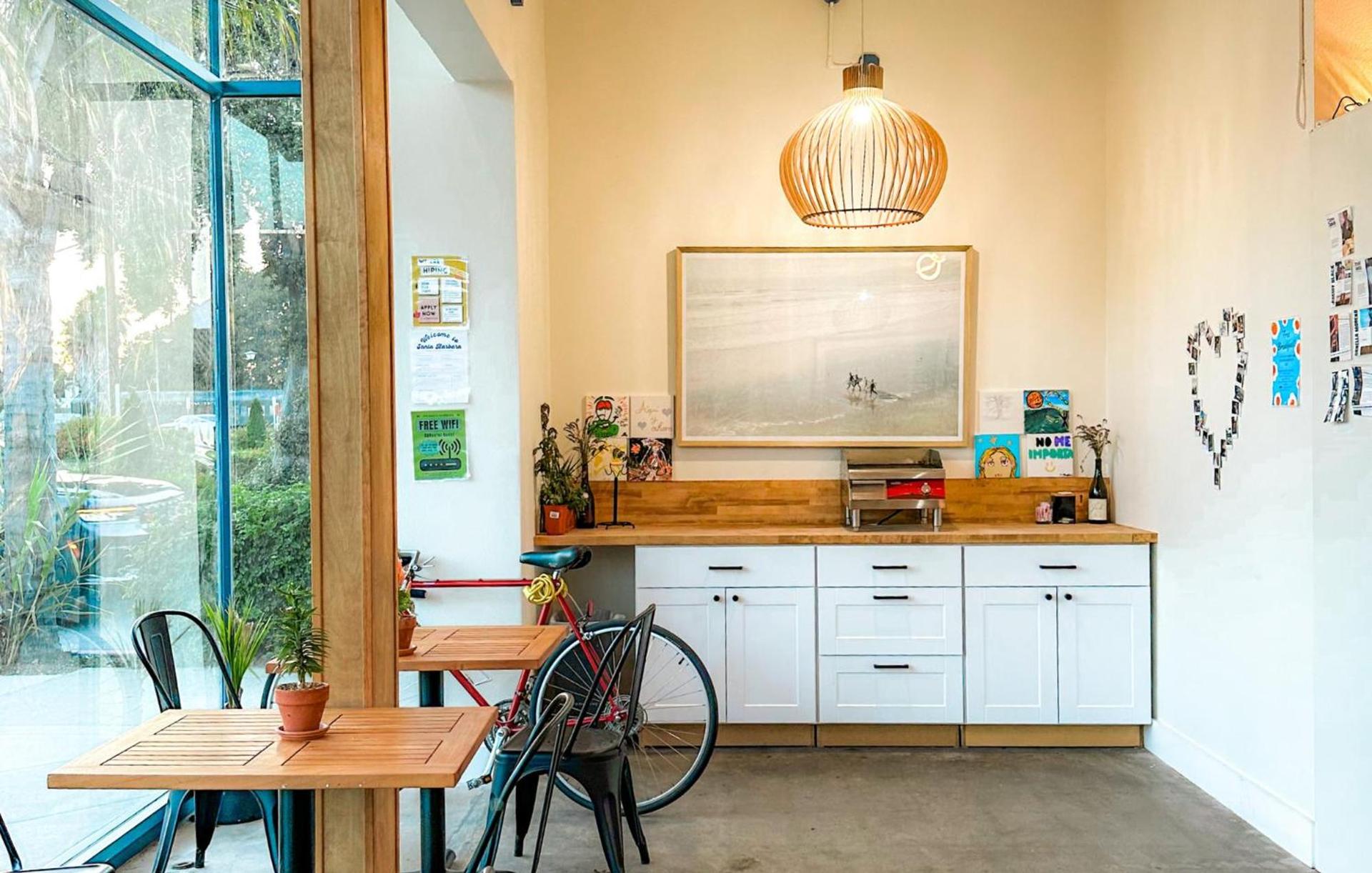 ITH Santa Barbara Surf Hostel photo 60