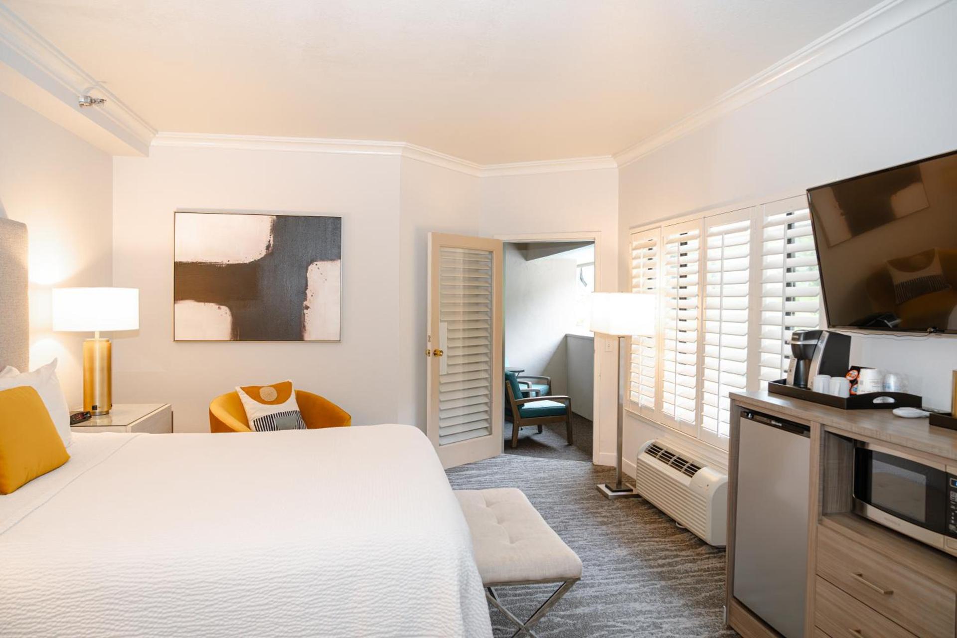 Best Western Plus Novato Oaks Inn photo 54
