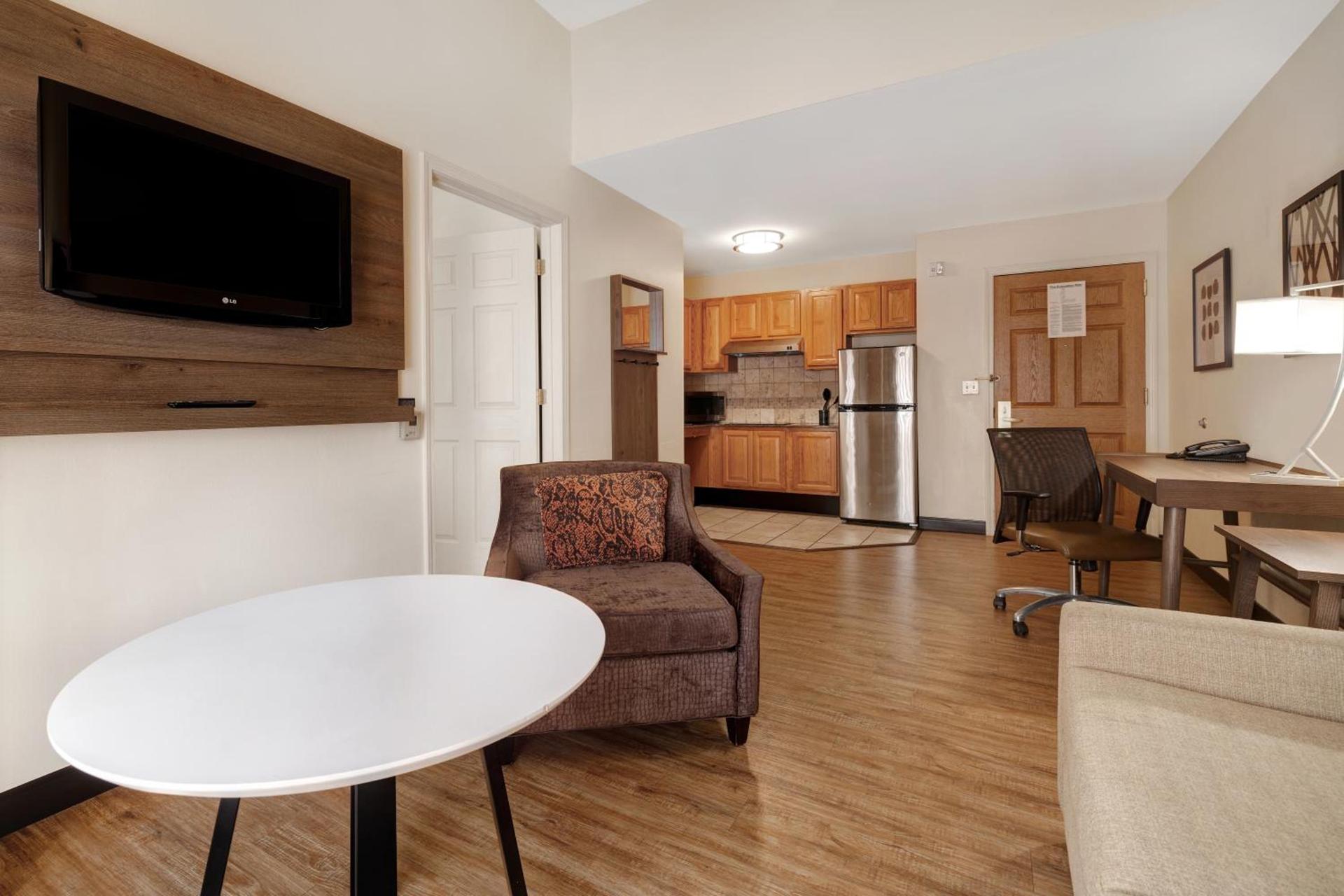 Staybridge Suites Tallahassee I-10 East by IHG photo 27