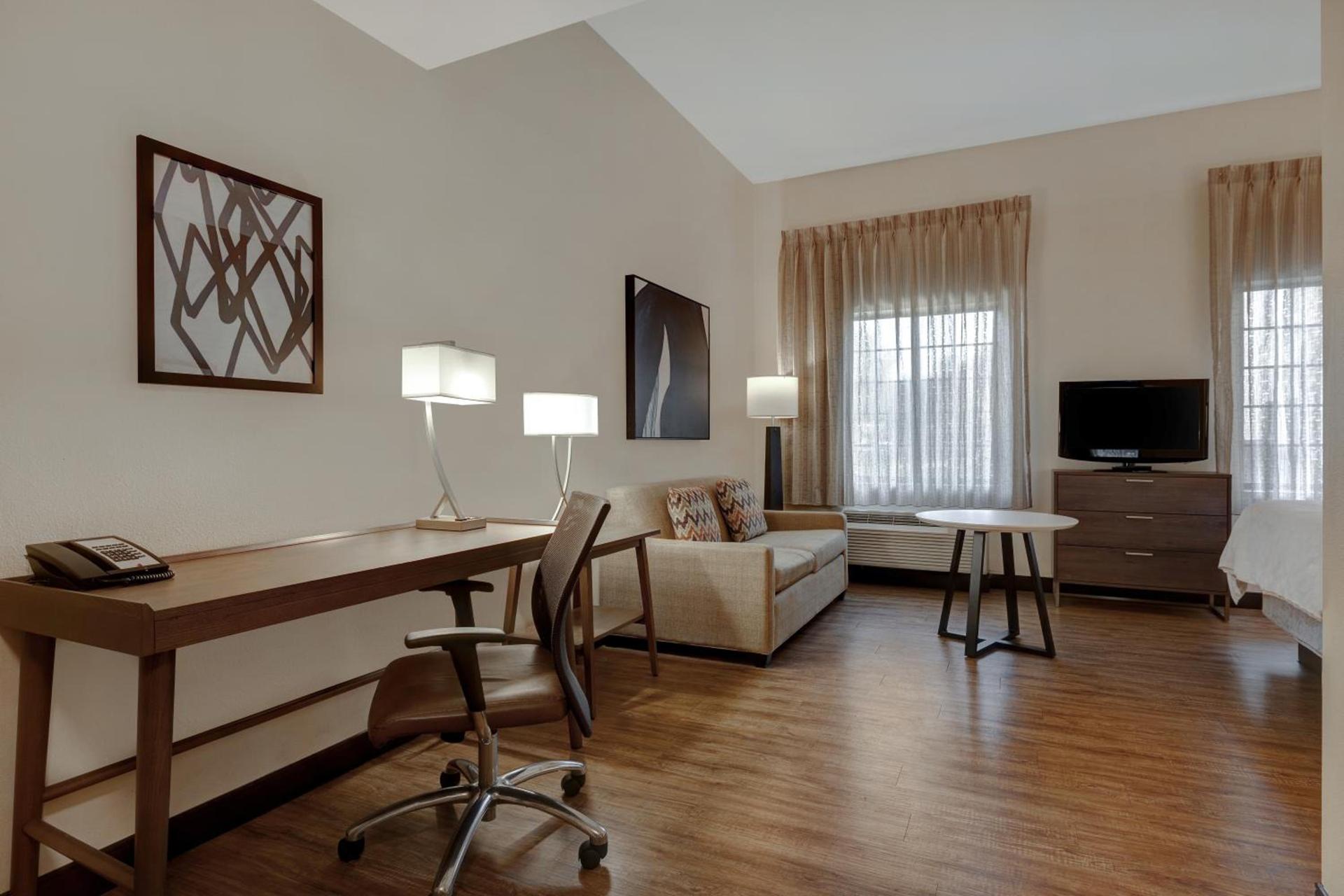 Staybridge Suites Tallahassee I-10 East by IHG photo 2