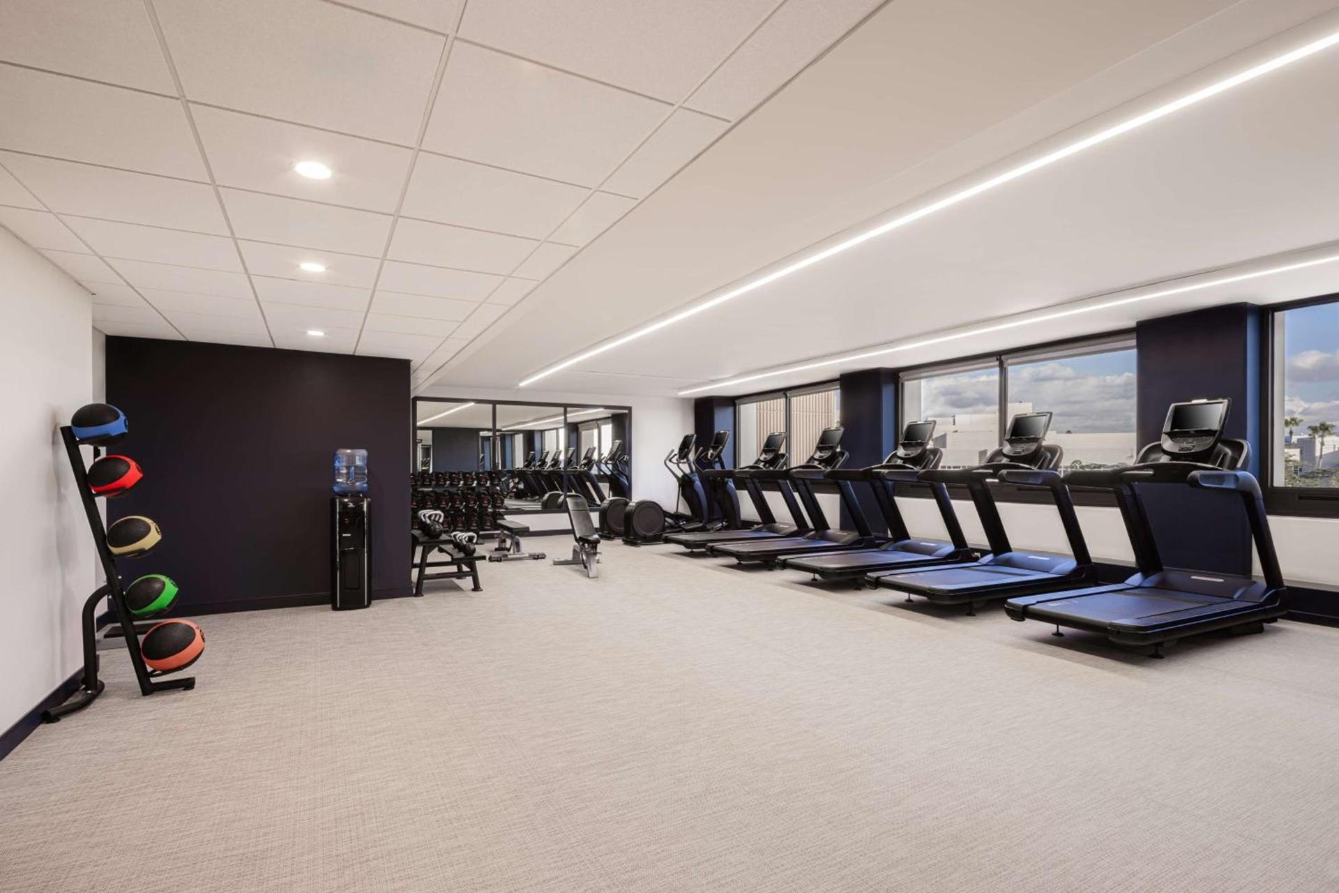 Hotel Fera Anaheim, a DoubleTree by Hilton Hotel photo 21