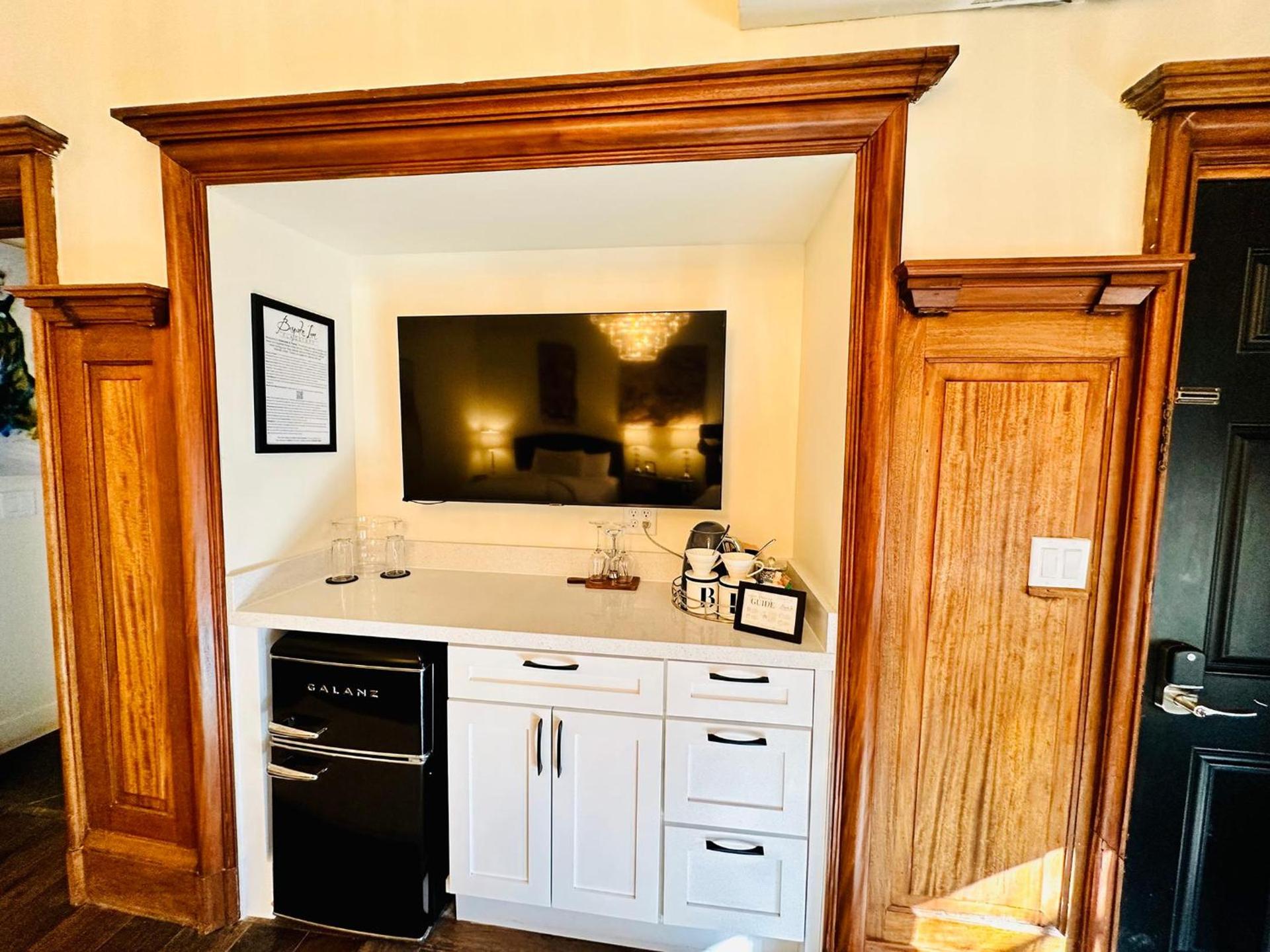Bespoke Inn Flagstaff photo 45