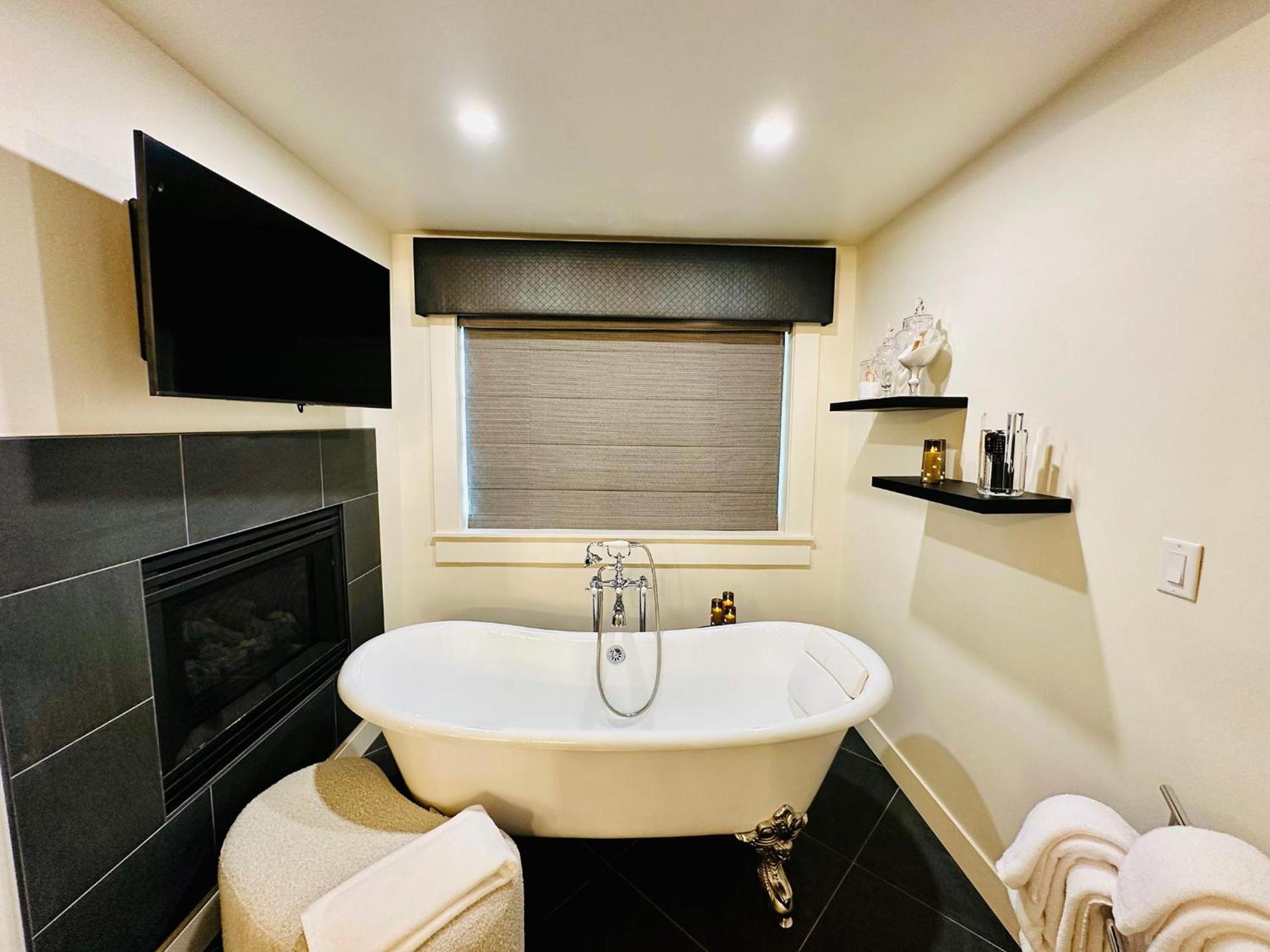 Bespoke Inn Flagstaff photo 46