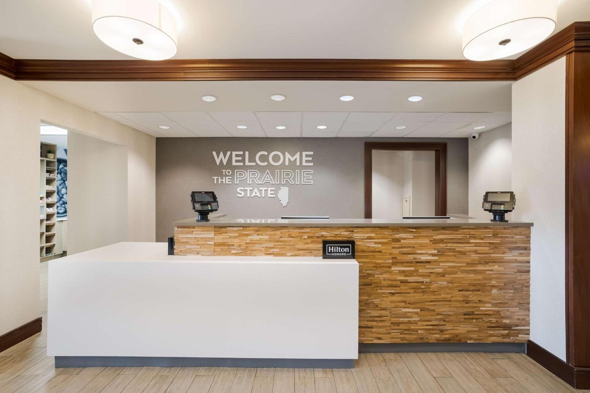 Hampton Inn McHenry photo 2