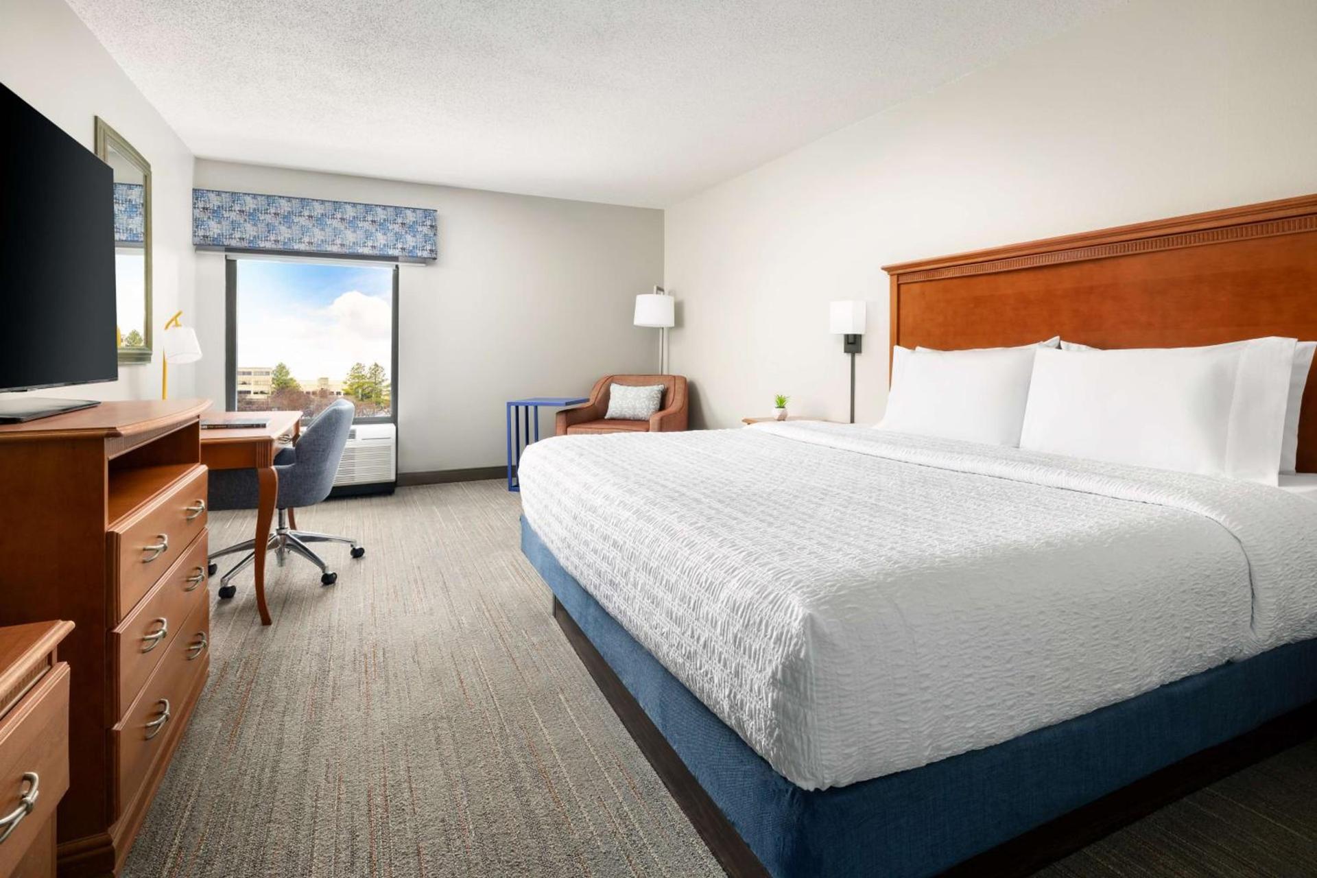 Hampton Inn Memphis-Walnut Grove/Baptist East photo 24