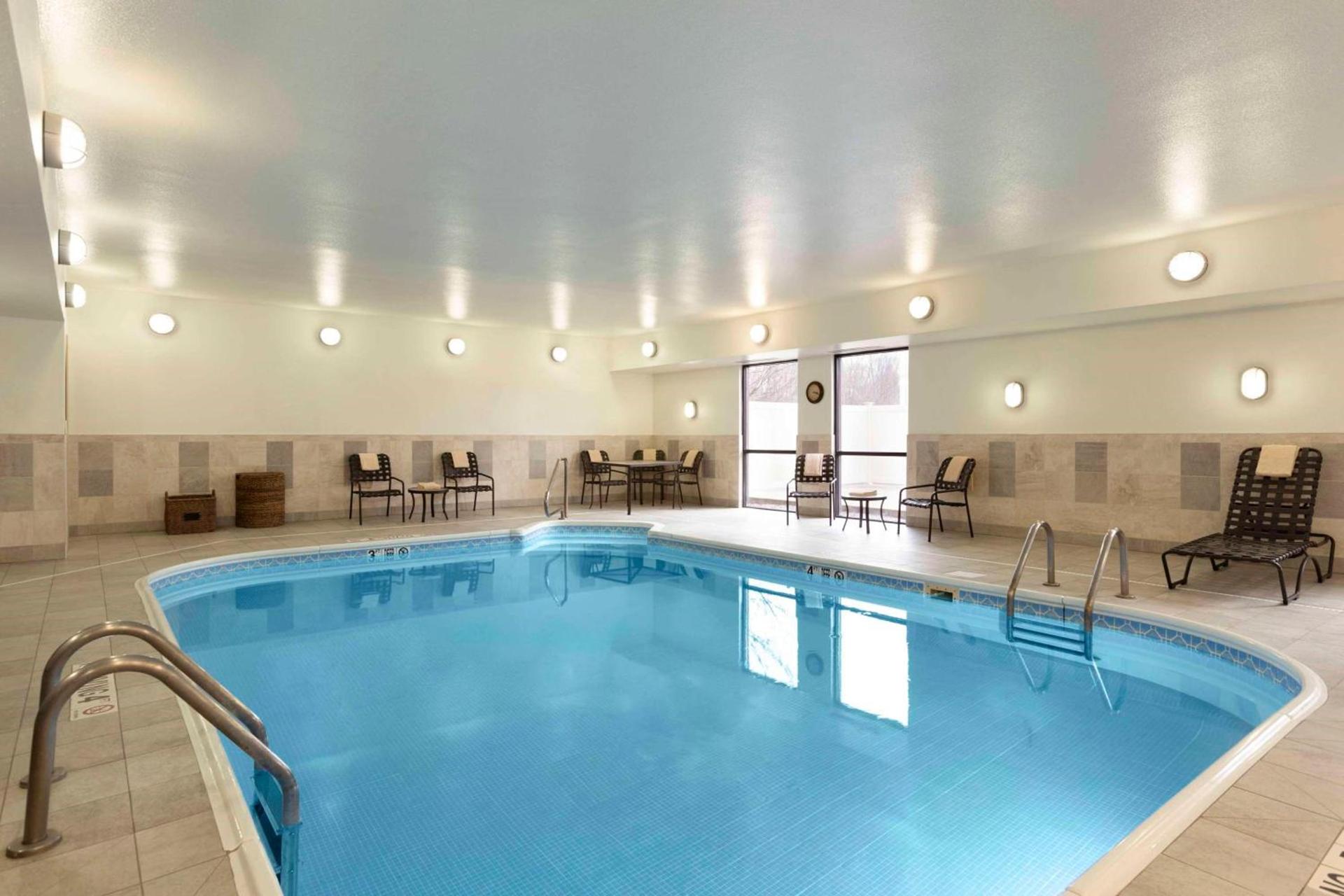 Hampton Inn Youngstown/Boardman photo 19