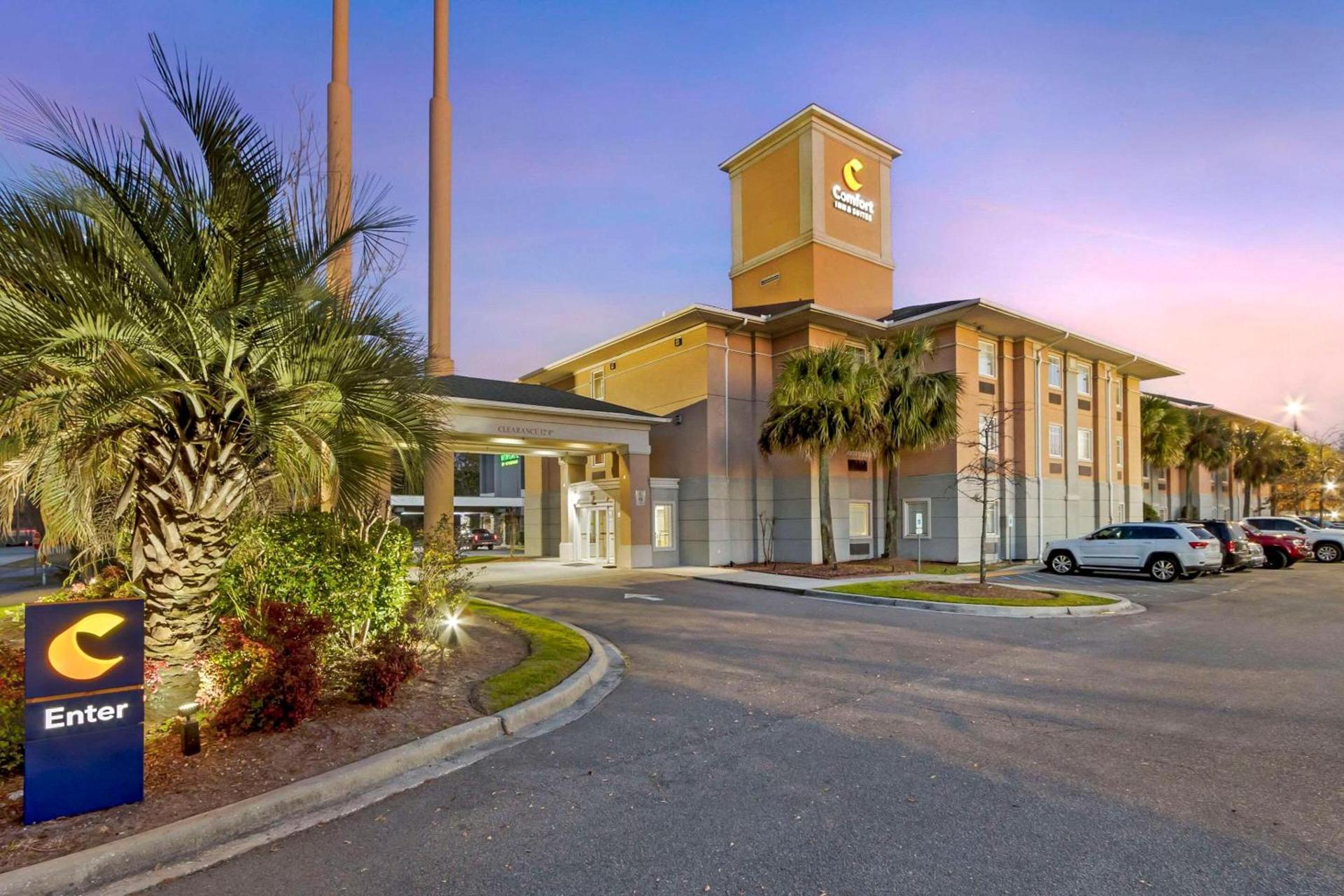 Comfort Inn & Suites Charleston Airport Convention Center photo 6