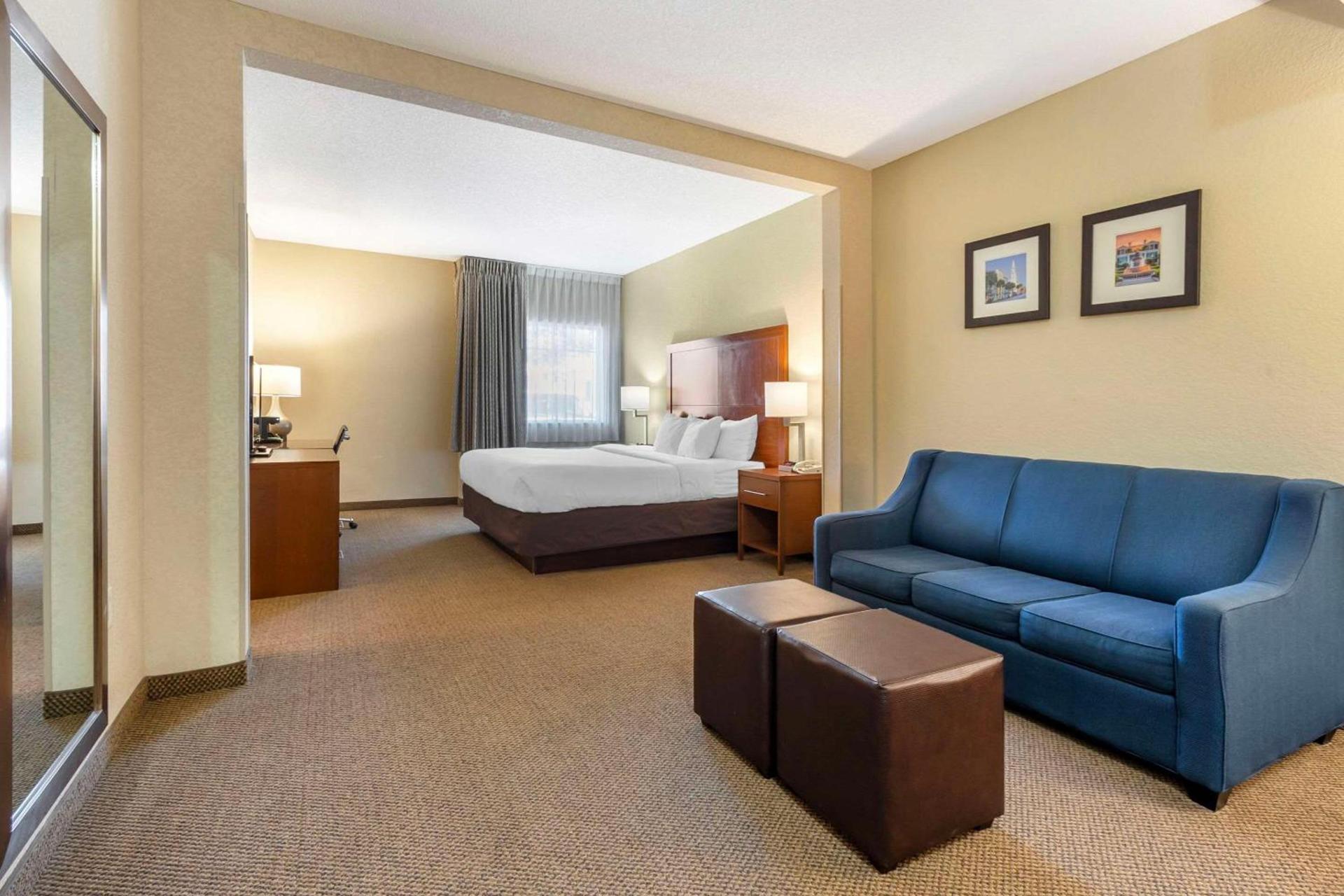 Comfort Inn & Suites Charleston Airport Convention Center photo 20