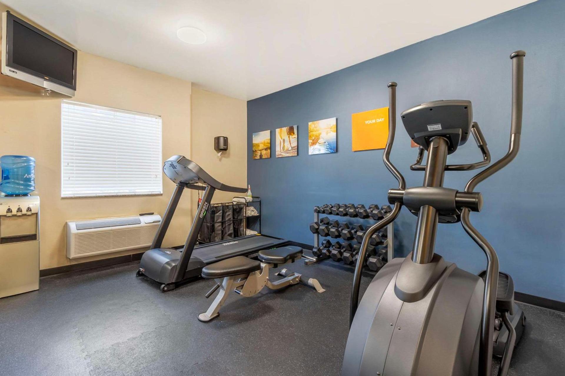 Comfort Inn & Suites Charleston Airport Convention Center photo 30