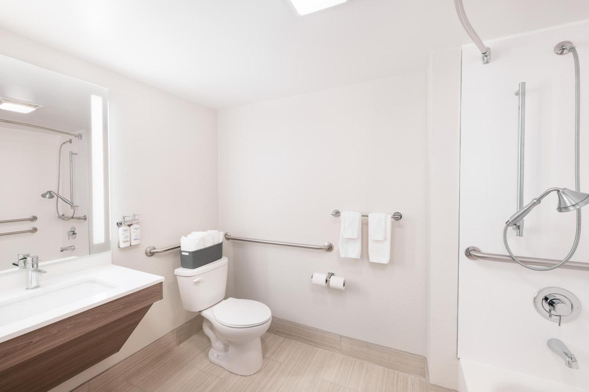 Holiday Inn Express Atlanta West - Theme Park Area by IHG photo 23